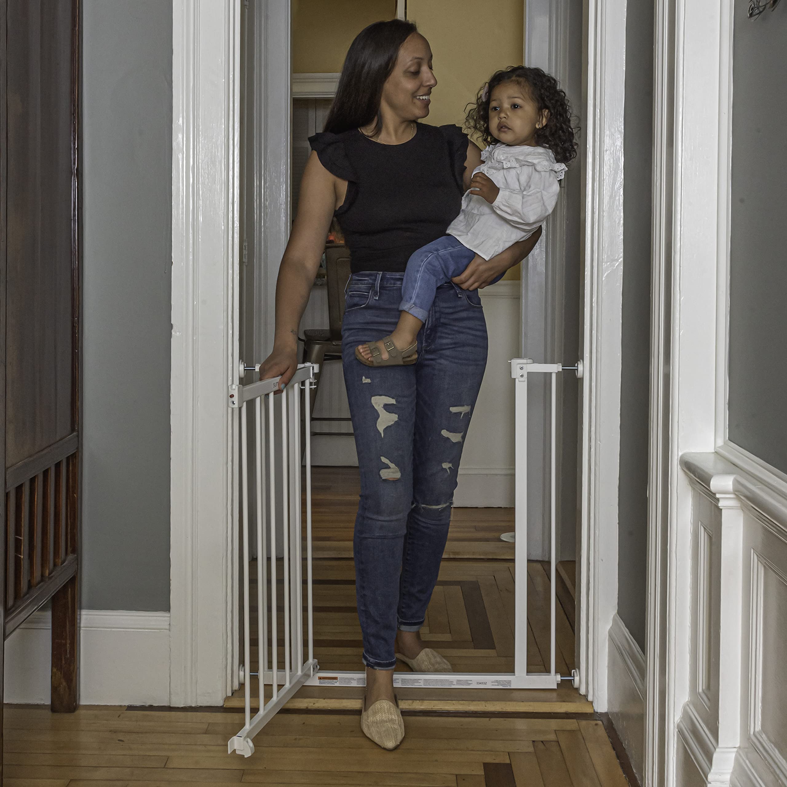 Summer Infant Everywhere Extra Wide Walk-Thru Safety Pet and Baby Gate, 28.75" - 39.75" Wide, 30" Tall, Pressure or Hardware Mounted, Install In-between Rooms, Doorways & Stairways - White Metal