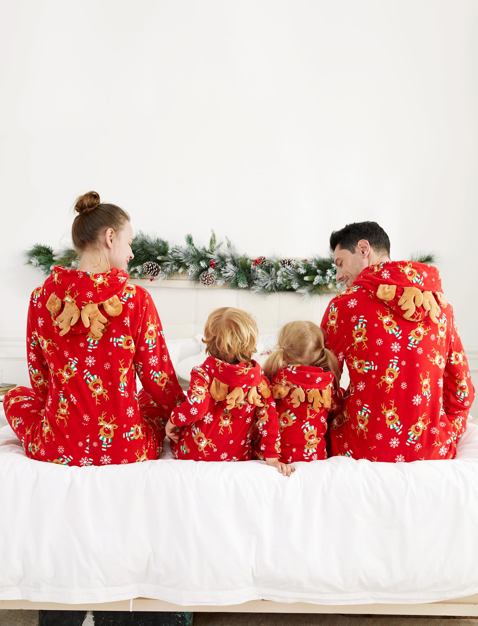 PATPAT Family Christmass Matching Sets Pajamas Vacation Cute Print Pjs Hoodie Sleepwear for Baby Red Reindeer 12-18 Months