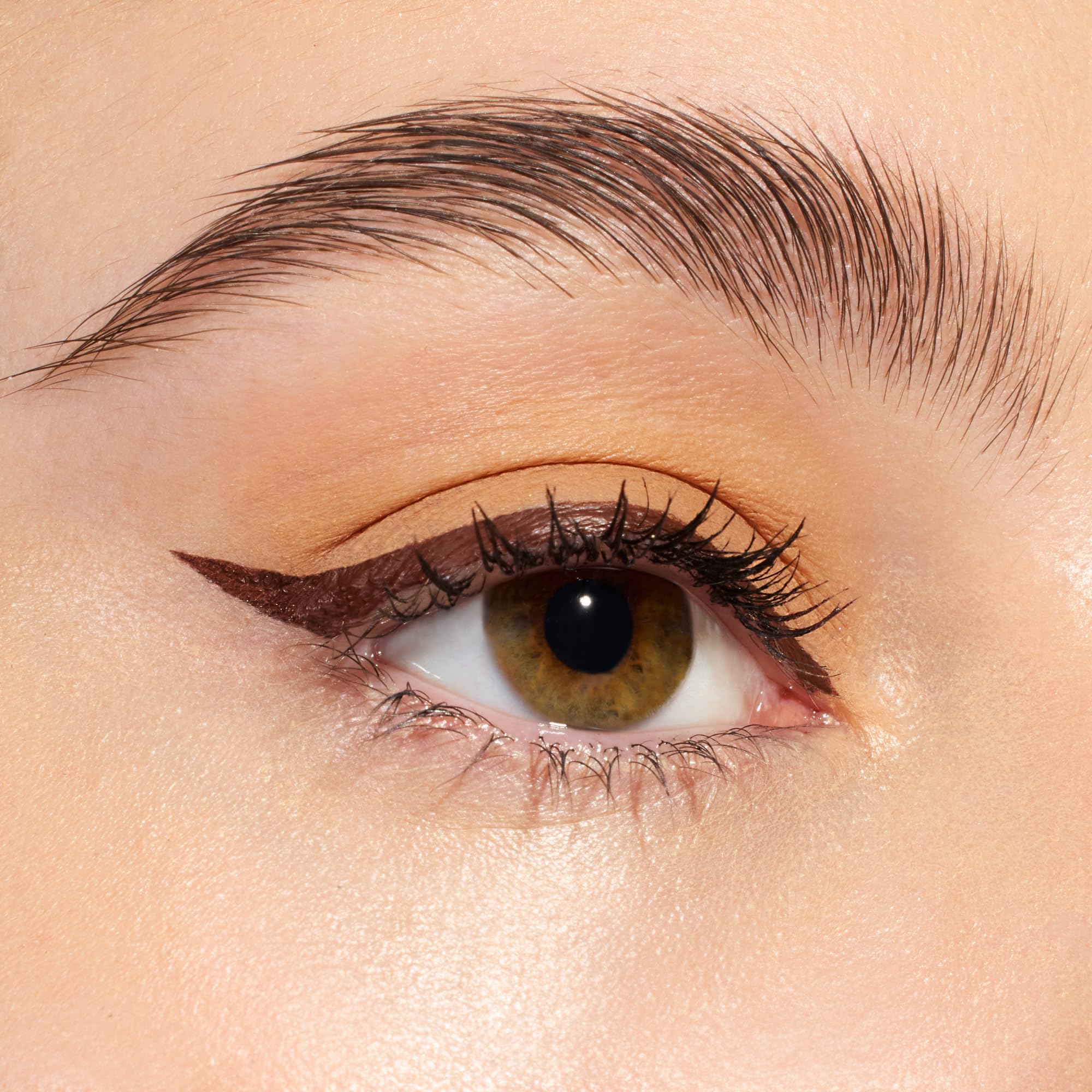 essence | Lash Princess Liner Brown | Smudge Proof, Matte Eyeliner with Ultra-Fine Brush Tip | Vegan & Cruelty Free