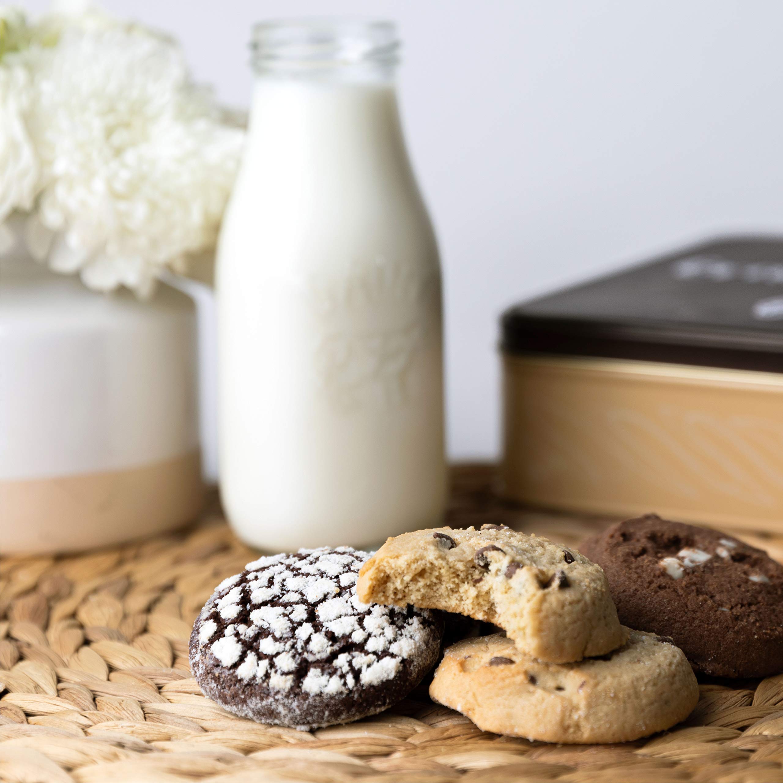 Christmas Gift Baskets, Holiday Chocolate Cookies Set, Gourmet Food Delivery for Men, Assorted Cookie Gifts for Women, Grandma, Coworkers Family and Friends