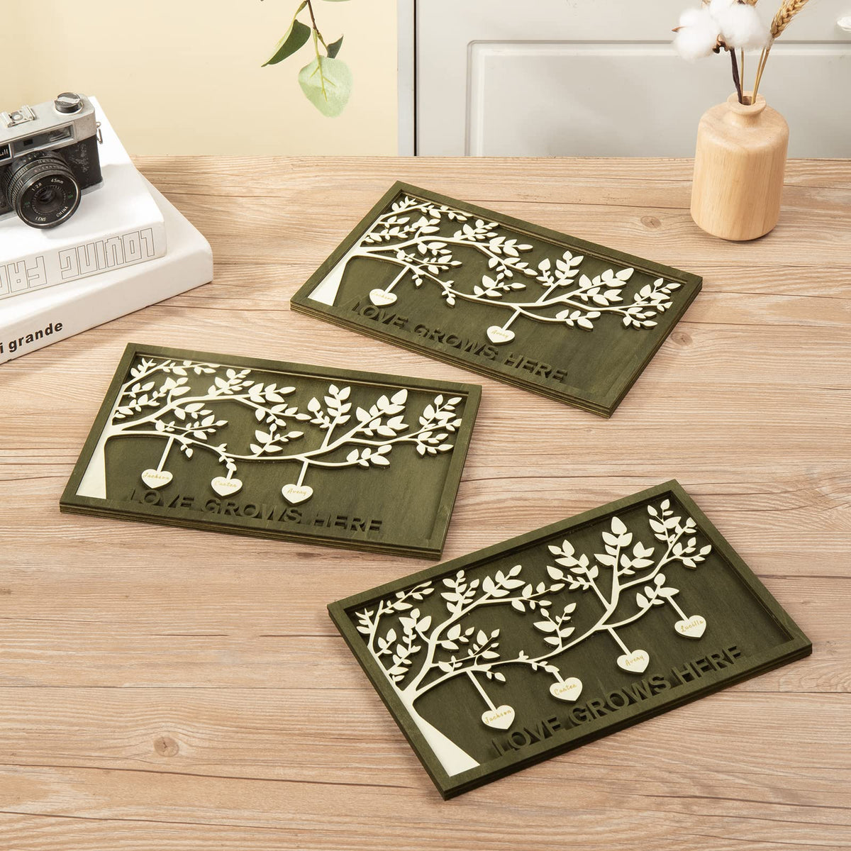 Jeweidea Personalized Family Name Sign with 2-9 Names, Custom Tree of Life Engraved Plaque Ornament with Stand Gift for Mom Grandma (6 Names)