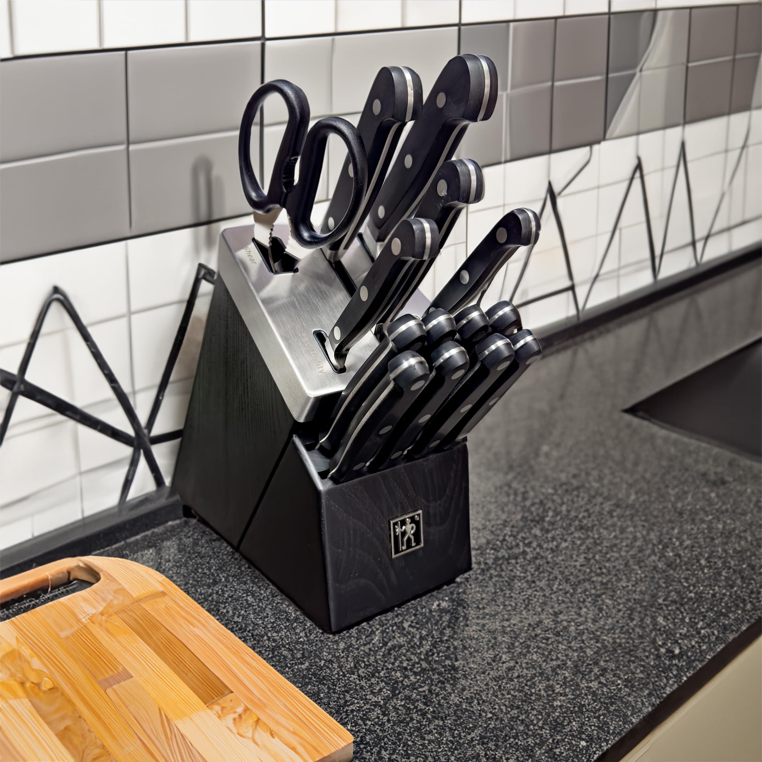 Henckels Classic 15-pc Self-Sharpening Knife Block Set | 8 Steak Knives, Paring Knife, Serrated Utility Knife, Prep Knife, Santoku Knife, Chef’s Knife, & Kitchen Shears, Black Block