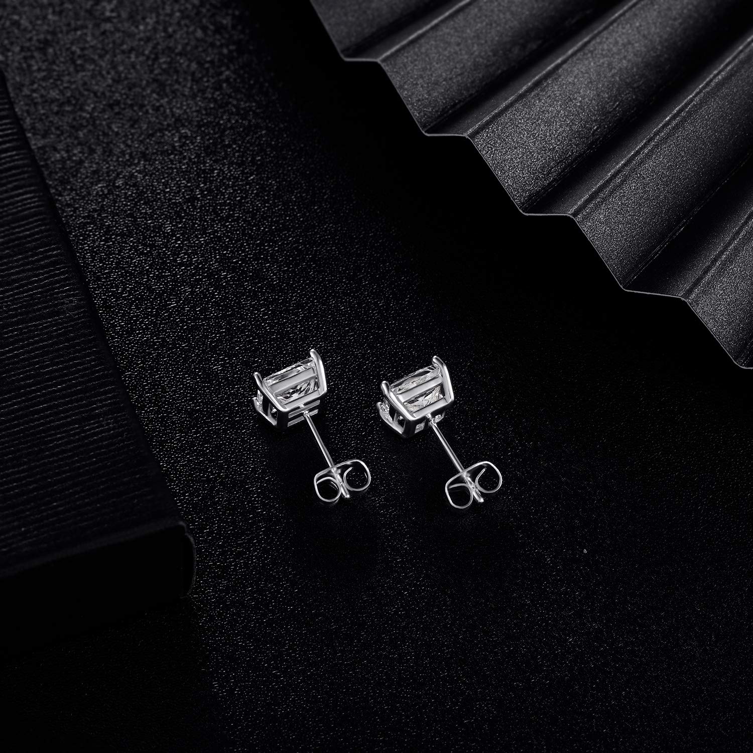 MDFUN 18K White Gold Plated Princess Cut Square Clear Cubic Zirconia Stud Earring Pack of 5 Pairs