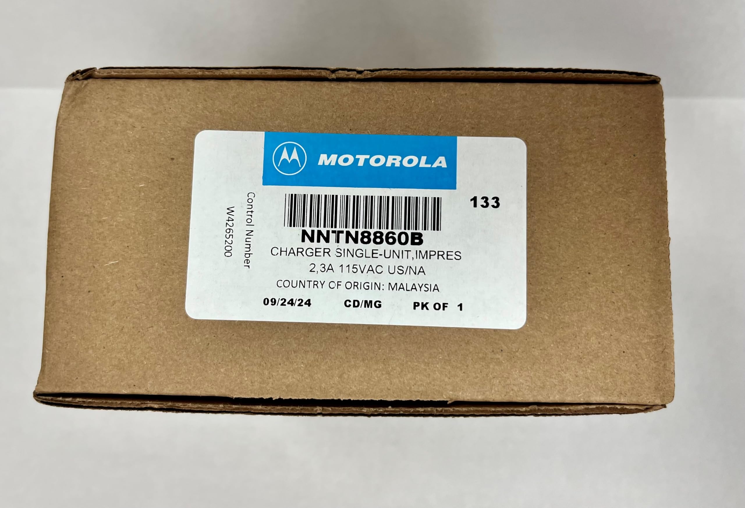 Motorola Solutions NNTN8860A NNTN8860 - Motorola IMPRES 2 Single-Unit Charger, 120v US Plug, black