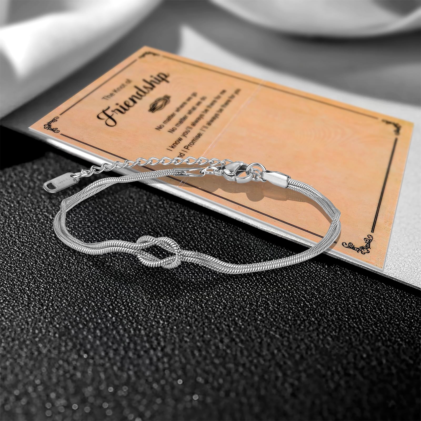 iWenSheng Birthday Gifts for Friends Female - Love Knot Friendship Bracelets Gift for Women Woman, BFF Christmas Bracelet Present for Best Friend Bestie