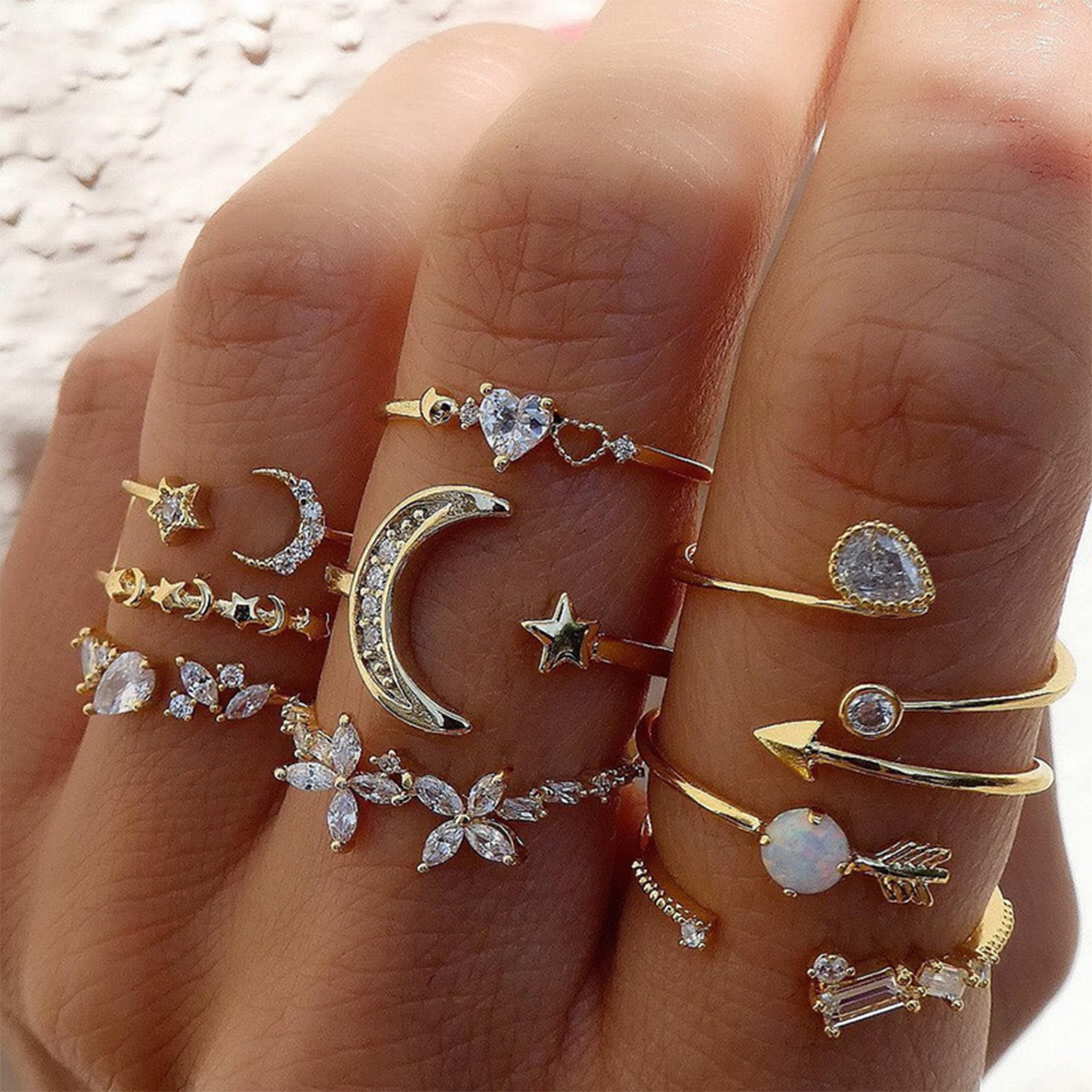 Harry and Henry Gold Stackable Rings for Women Gifts Trendy Stuff Simple Star Moon Knuckle Rings Set Boho Rings Cute Stuff Birthday Gifts Stocking Stuffers for Christmas Gifts 2024