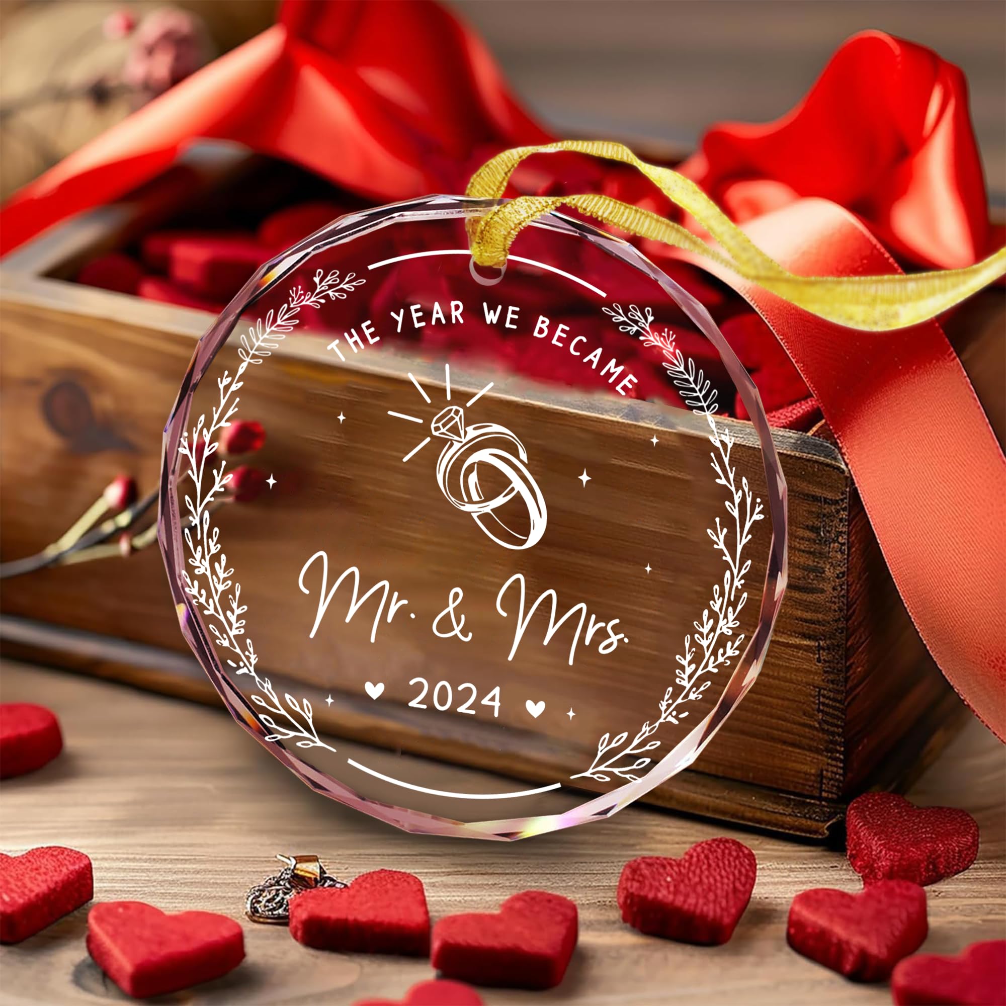 Wedding Gifts - Mr and Mrs Gifts - First Christmas Married Wedding Ornament 2024 - Wedding Just Married Gift for Newlywed Couple, Bride, Groom - Bridal Shower Gifts - Glass Ornament Decoration V1