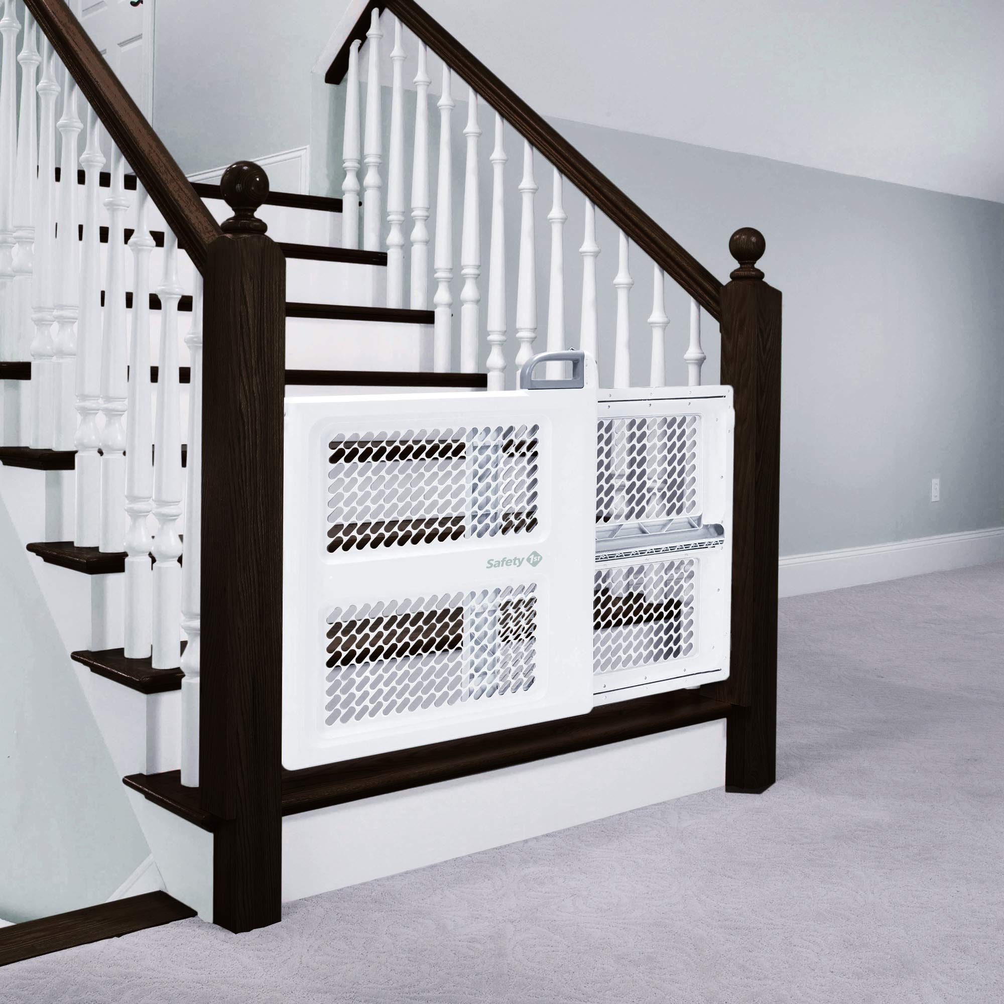 Safety 1st Baby Gates for Doorways, Pressure Mount Lift, Lock and Swing Gate, Dog Gates, Hardware Baby Gate for Stairs Fits 28"-42" Wide