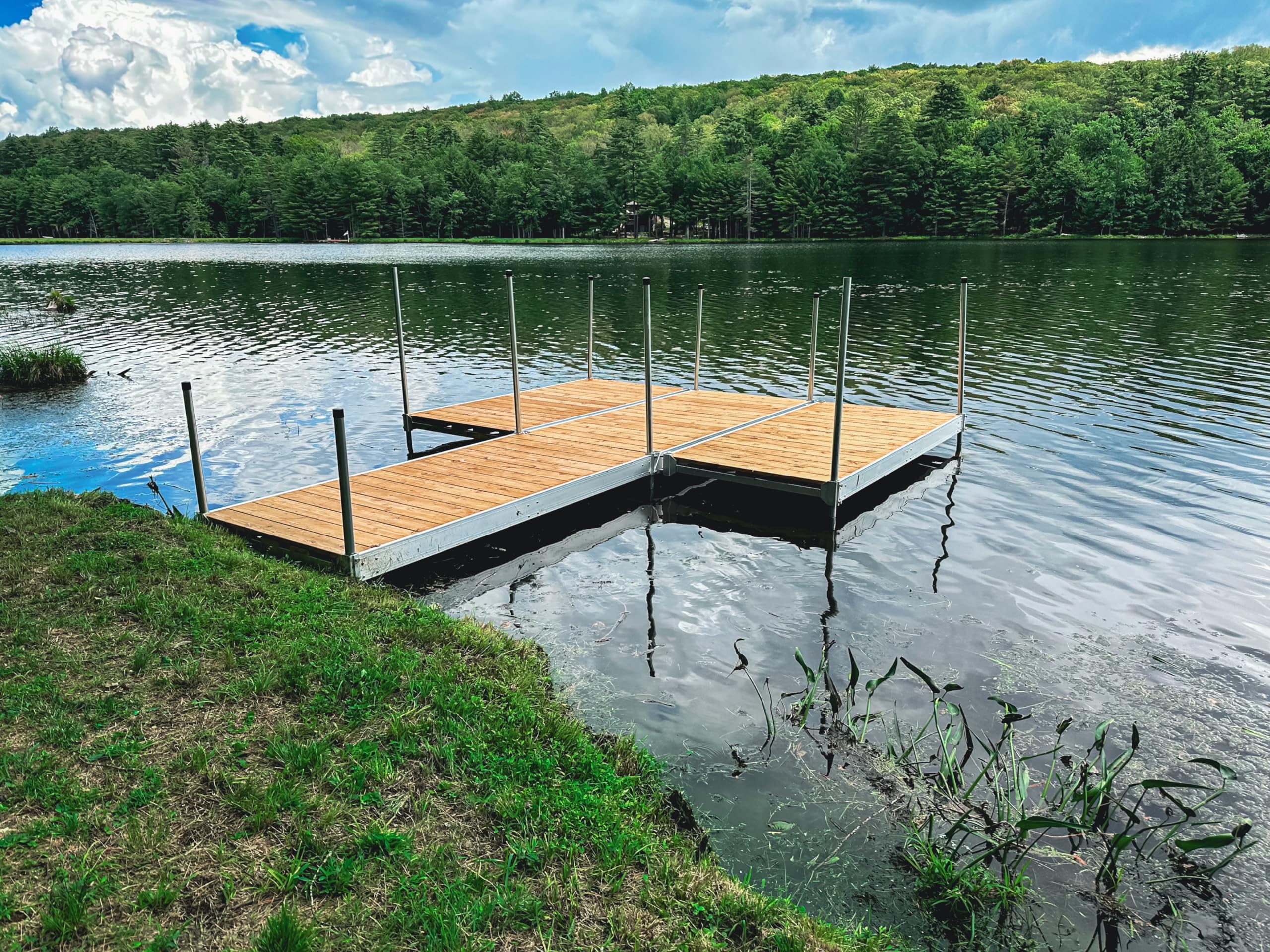MotoAlliance® 8x4 Aluminum Dock Frames and Decking Kits. Heavy Duty & Maintenance Free. Great for Lakes, Rivers & Shorelines. (8x4 Dock Section)