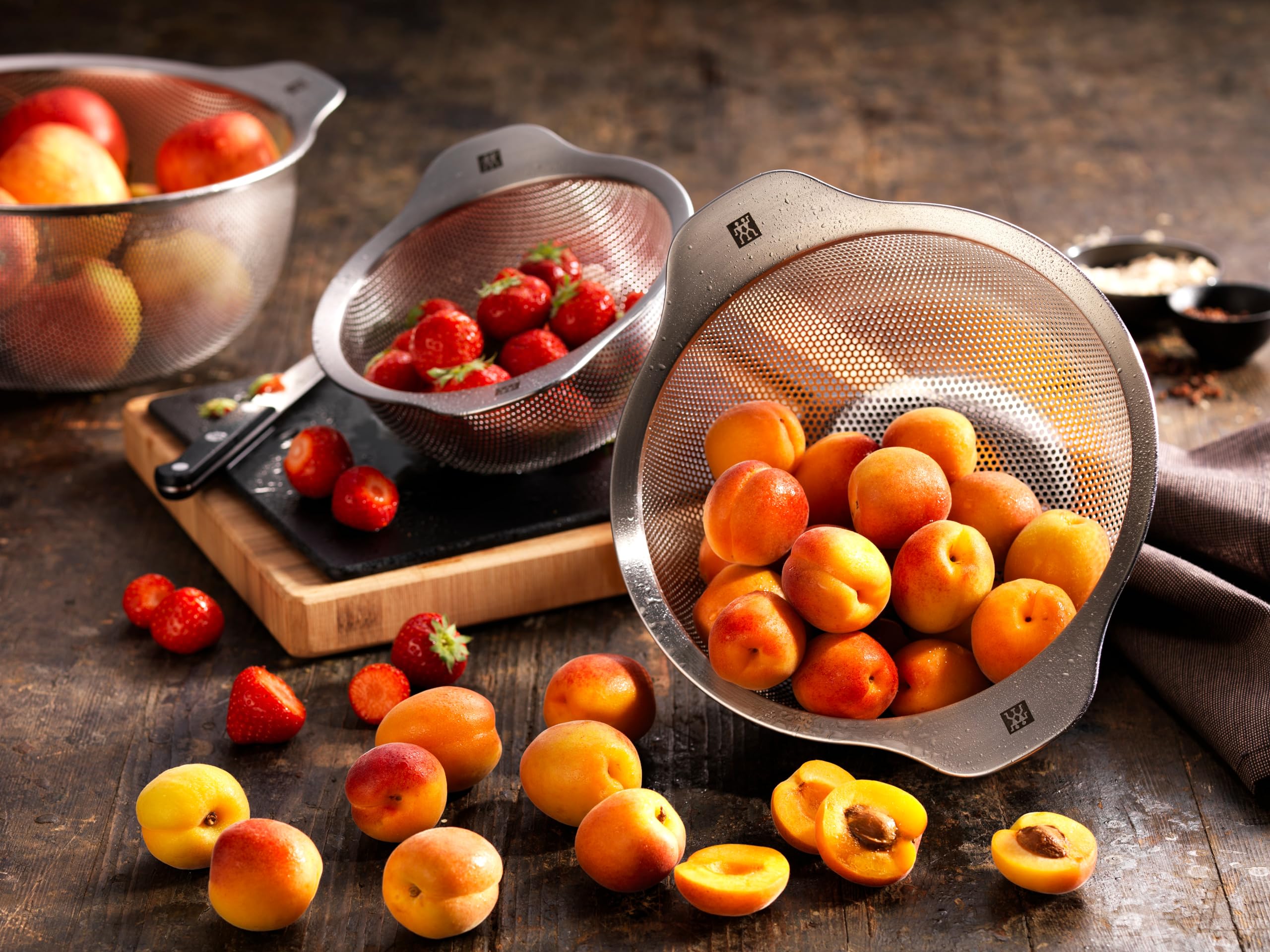 Zwilling - J.A Henckels Strainer