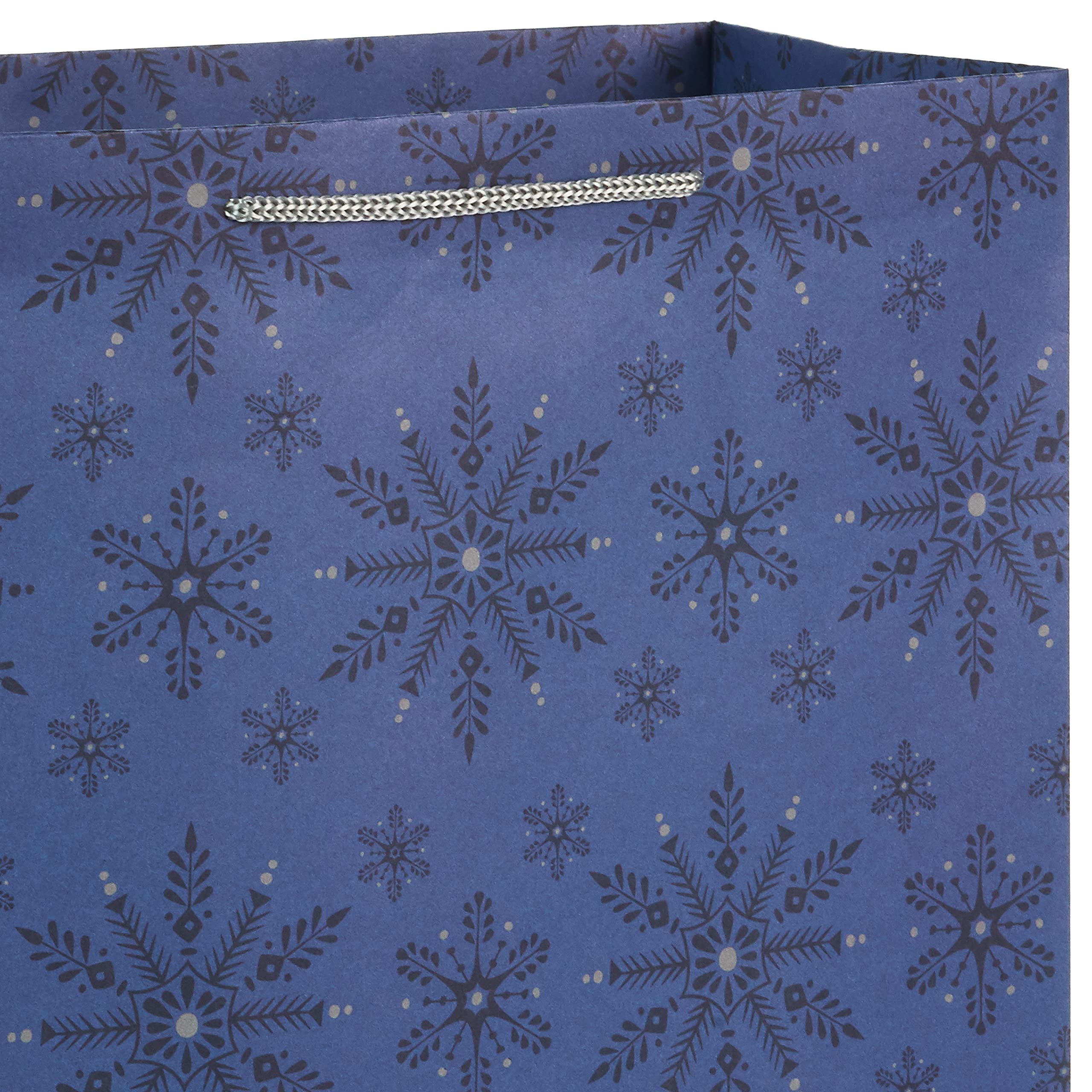 Hallmark Assorted Christmas Gift Bags Bulk - Snowflake, Tree, Snowman, Plaid (18 Gift Bags: 5 Small 5", 4 Medium 8", 4 Large 11", 3 XL 14", 2 Bottle Bags) for Holiday Parties, Hanukkah, Weddings