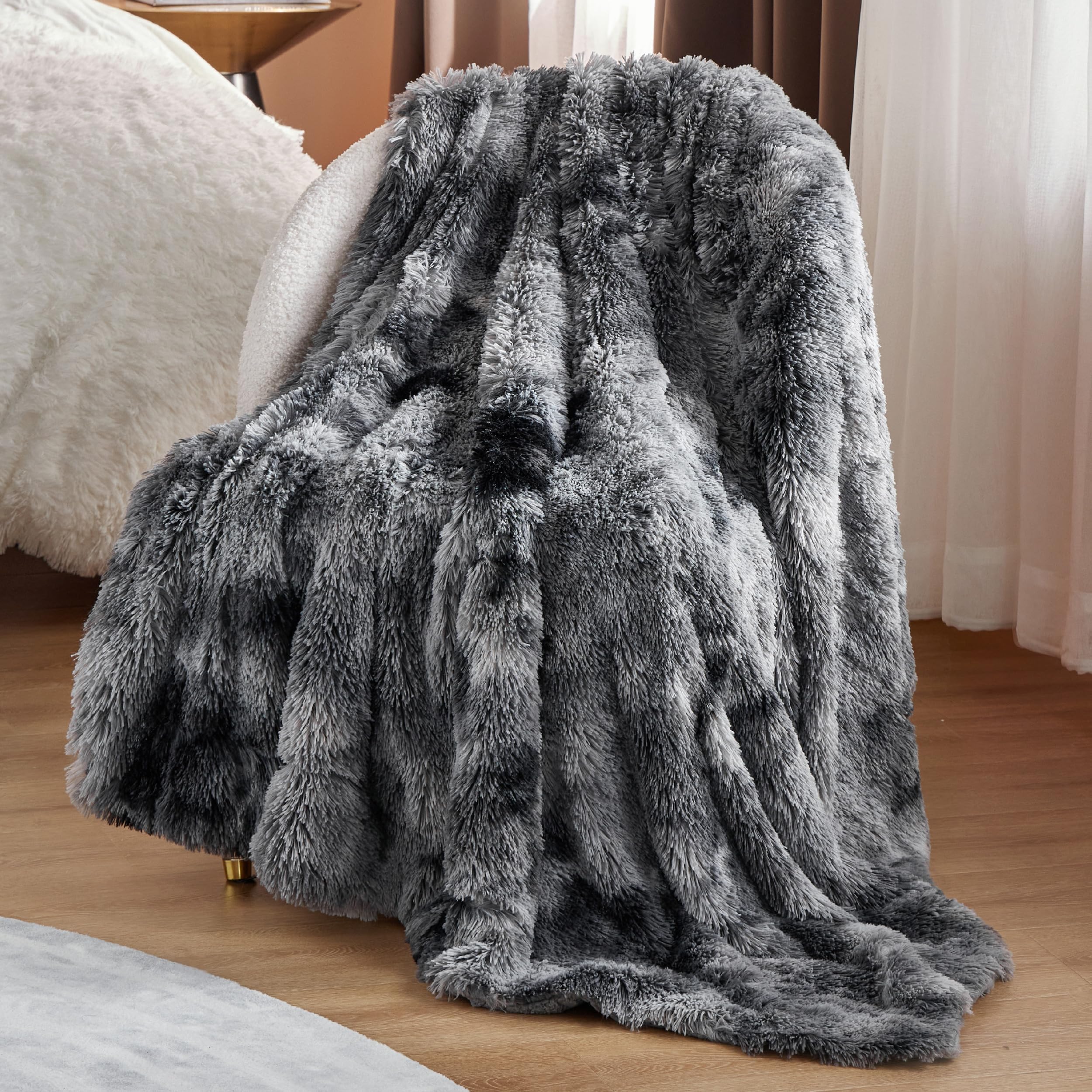 Bedsure Soft Throw Blanket for Couch, Fuzzy Blanket Fluffy Sherpa Fleece Blankets & Throws, Christmas Blanket Gifts for Women Men, Cozy Thick Warm Plush Faux Fur Blanket Bed Room Decor, 50x60, Grey