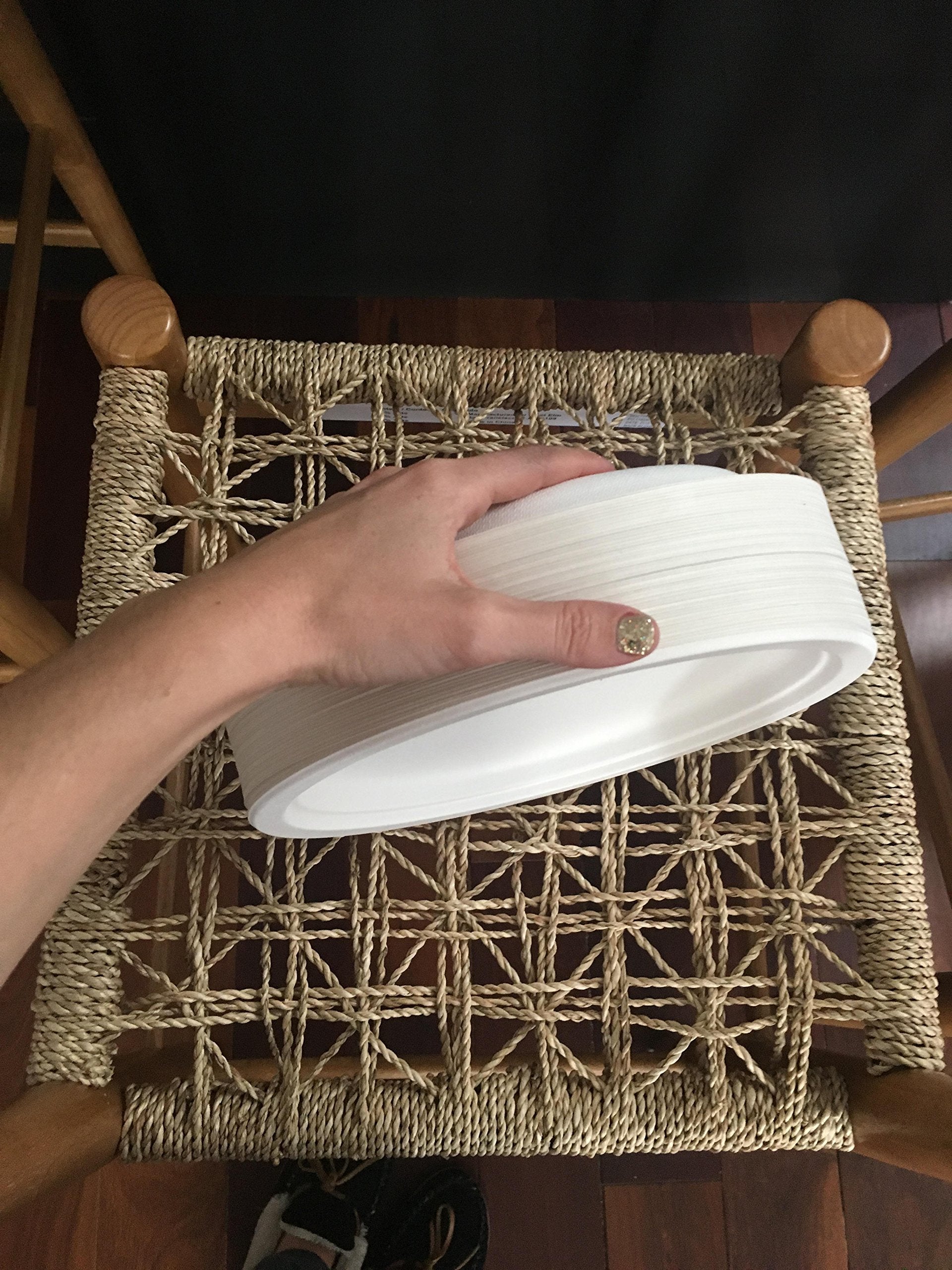 Susty Party 10-Inch Compostable Round (50-Count), Sugarcane Heavy Duty Disposable Biodegradable Plate for Dinner, White