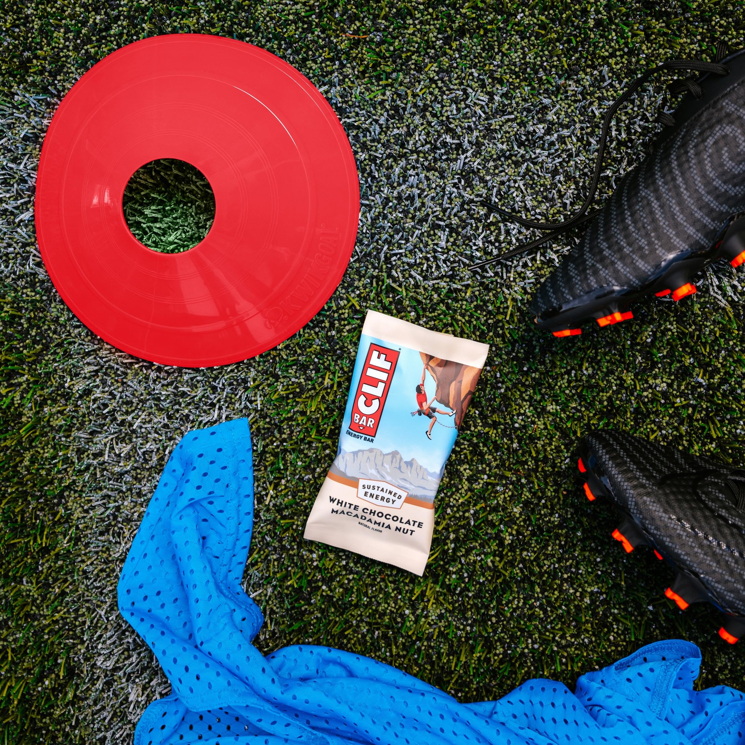 Clif Bar - White Chocolate Macadamia Nut Flavor - Made with Organic Oats - 9g Protein - Non-GMO - Plant Based - Energy Bars - 2.4 oz. (12 Pack)