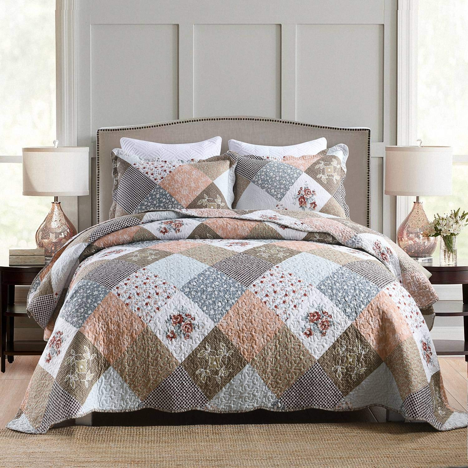 HoneiLife Quilt Set King Size - 3 Piece Microfiber Quilts Reversible Bedspreads Patchwork Coverlets Floral Bedding Set All Season Quilts-Mocha Rose,King Size