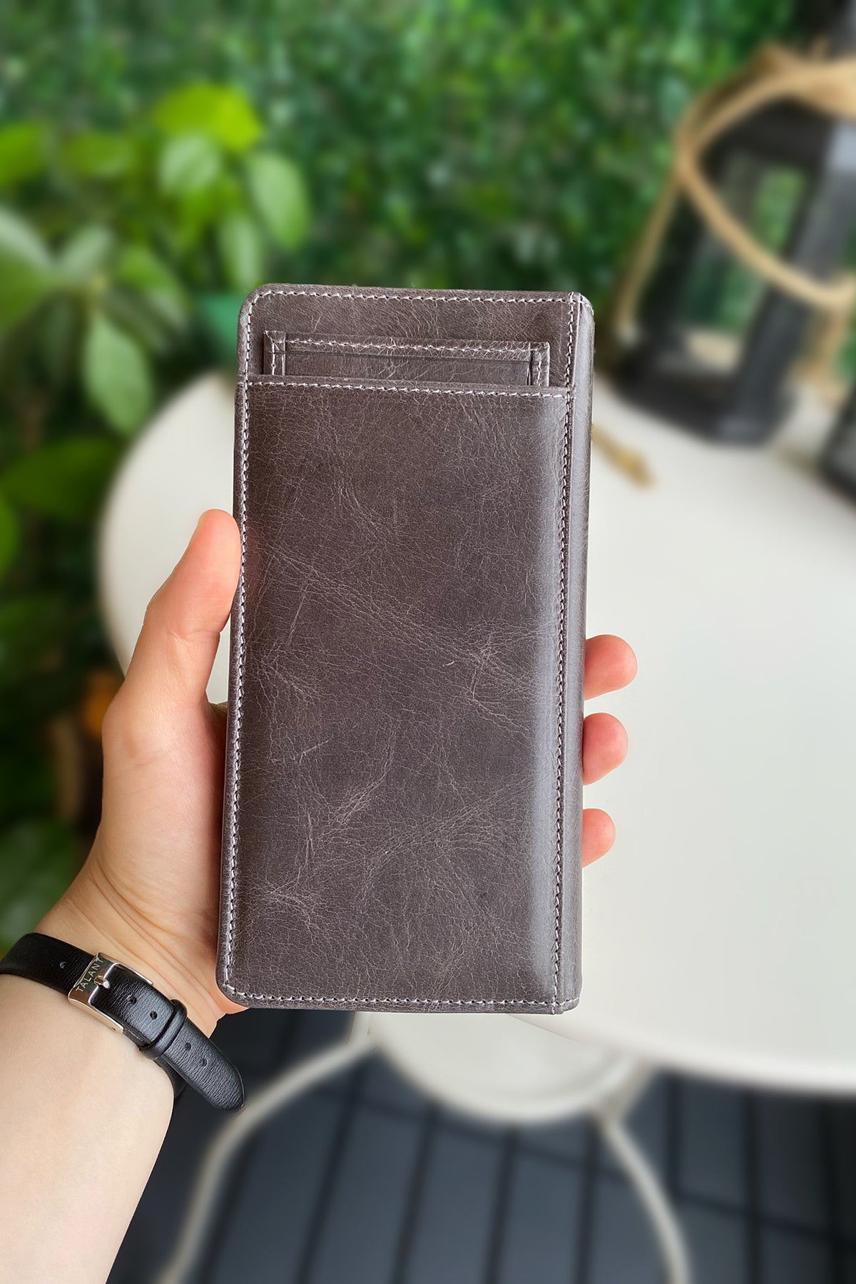 Boston - Genuine Leather Wallet with Phone Socket and Kangaroo