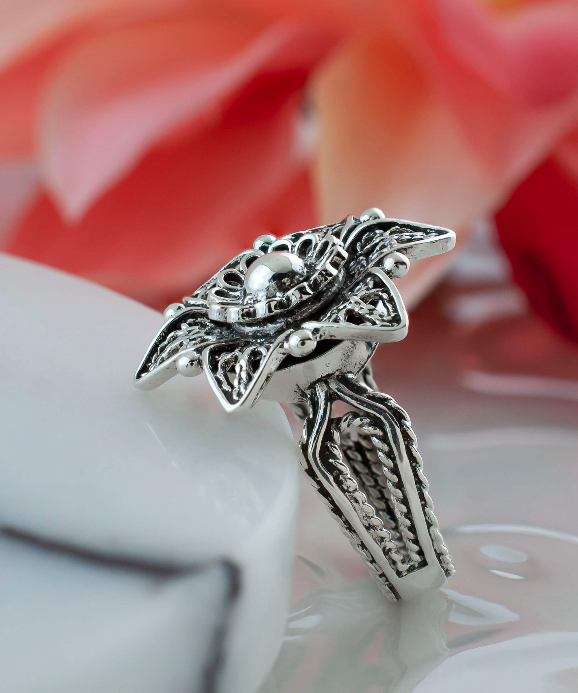 Sterling Silver Filigree Art Lotus Flower Women Cocktail Ring