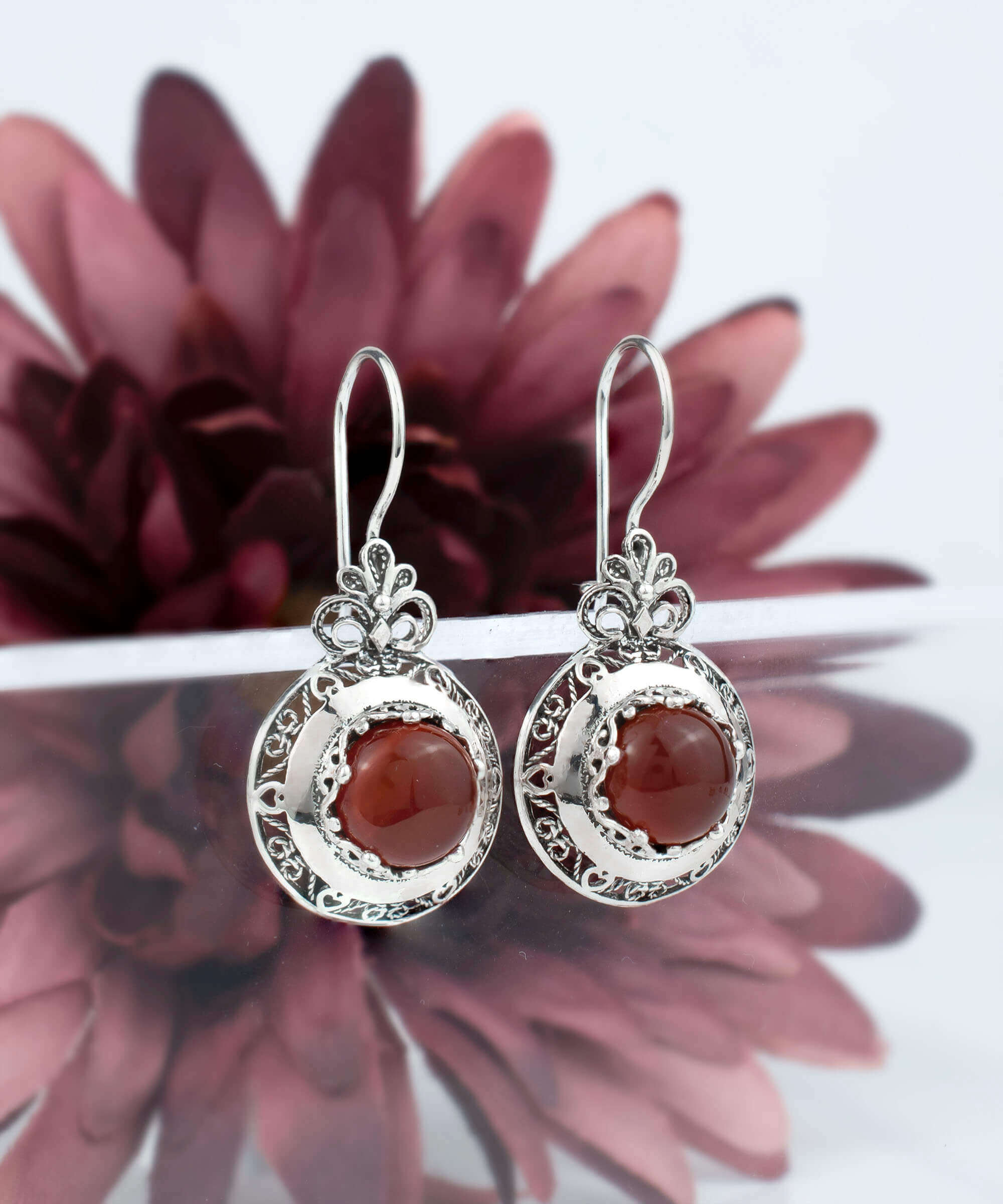 Filigree Art Carnelian Gemstone Floral Design Women Silver Drop