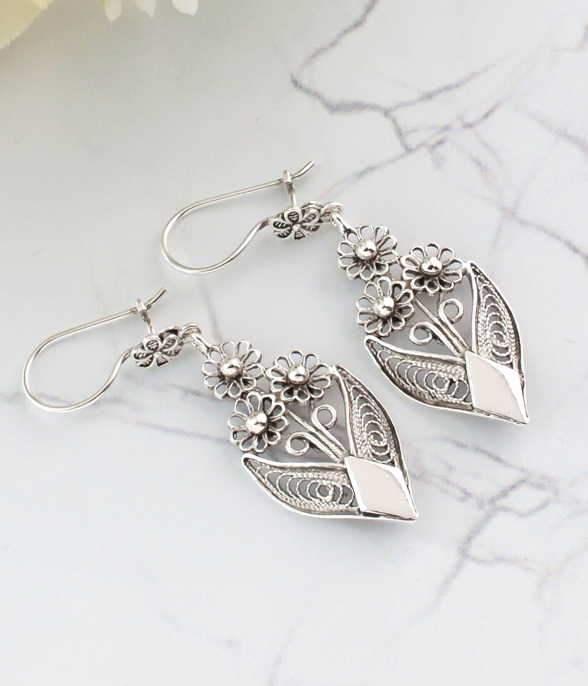 Filigree Art Bunch of Flower Women Sterling Silver Dangle Drop