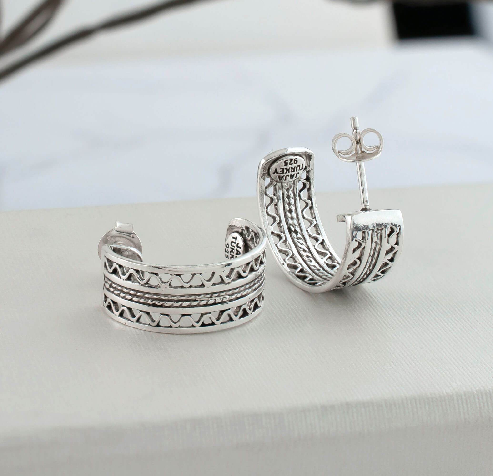 Sterling Silver Filigree Double Wavy Design C-Hoop Stud Earrings for