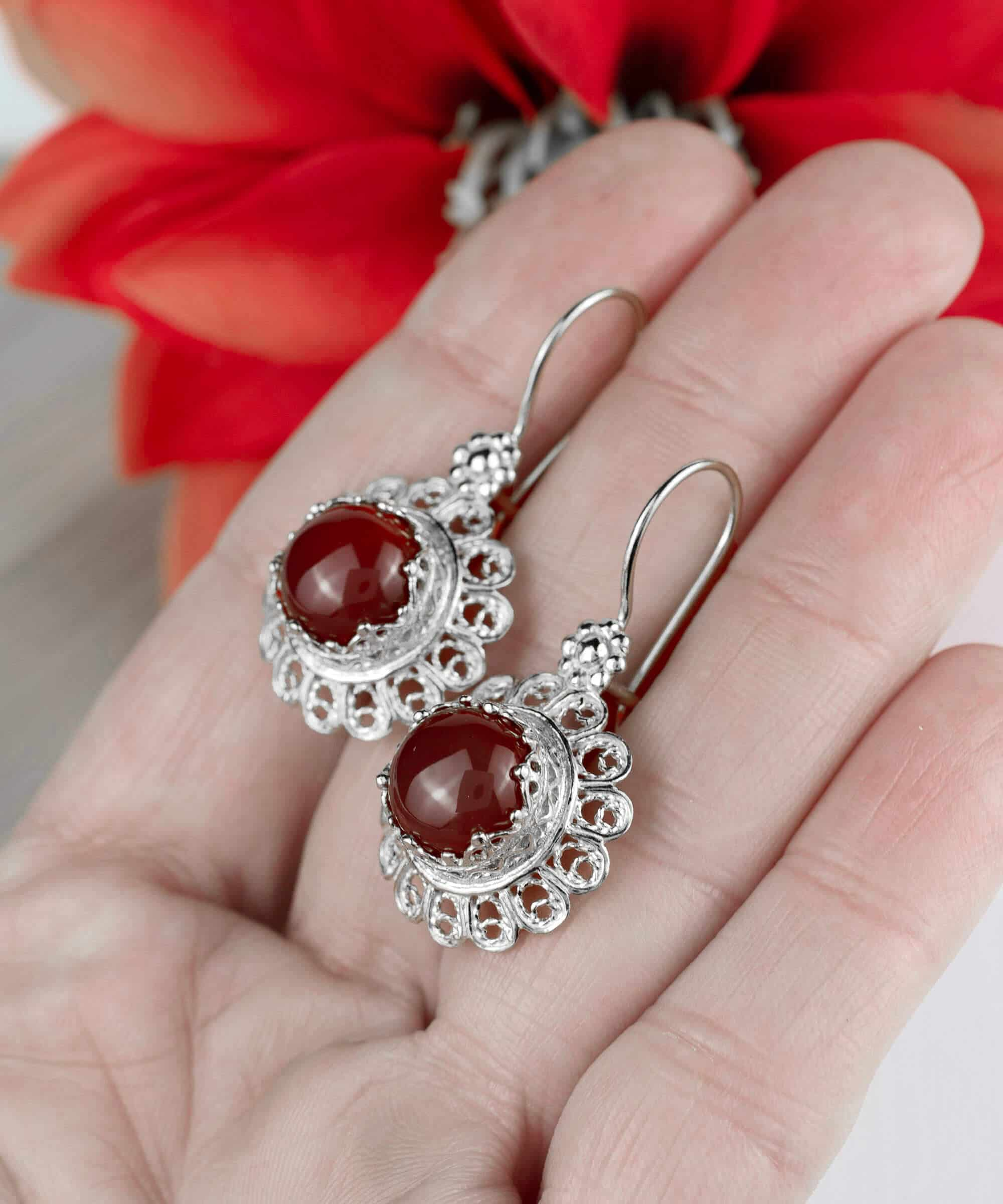 Filigree Art Flower Design Carnelian Gemstone Women Silver Drop