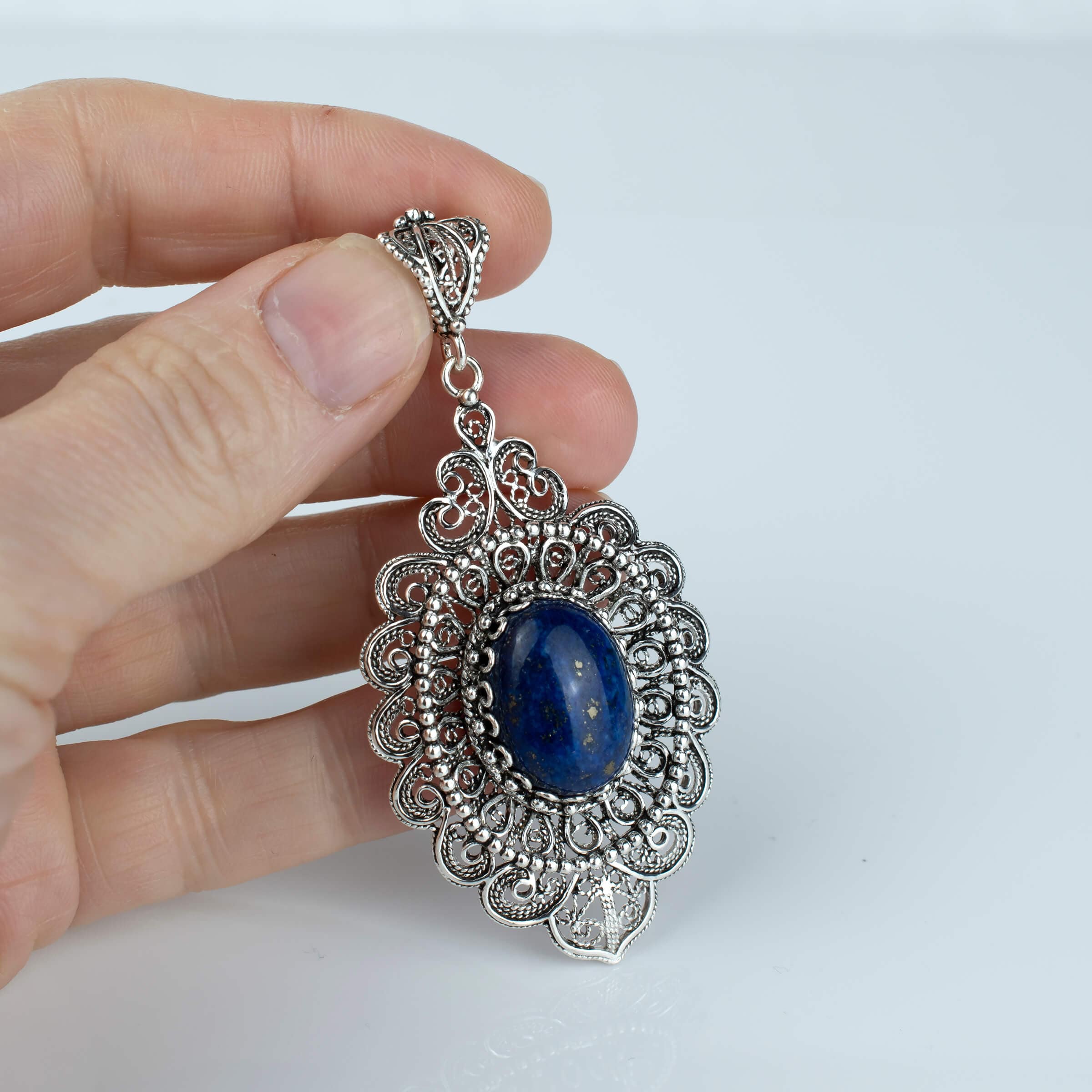 Filigree Art Lapis Lazuli Gemstone Floral Figured Women Silver Oval