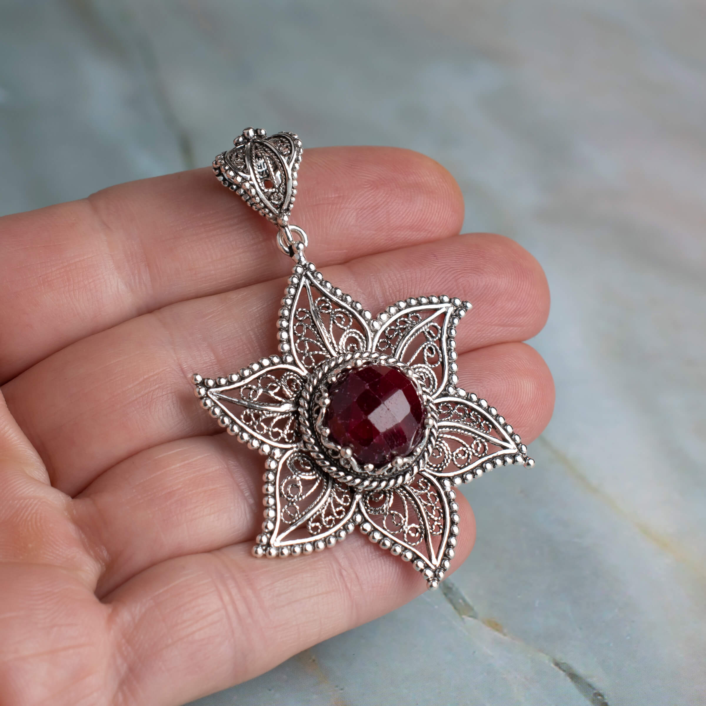 Filigree Art Ruby Corundum Gemstone Star Design Women Silver Pendant