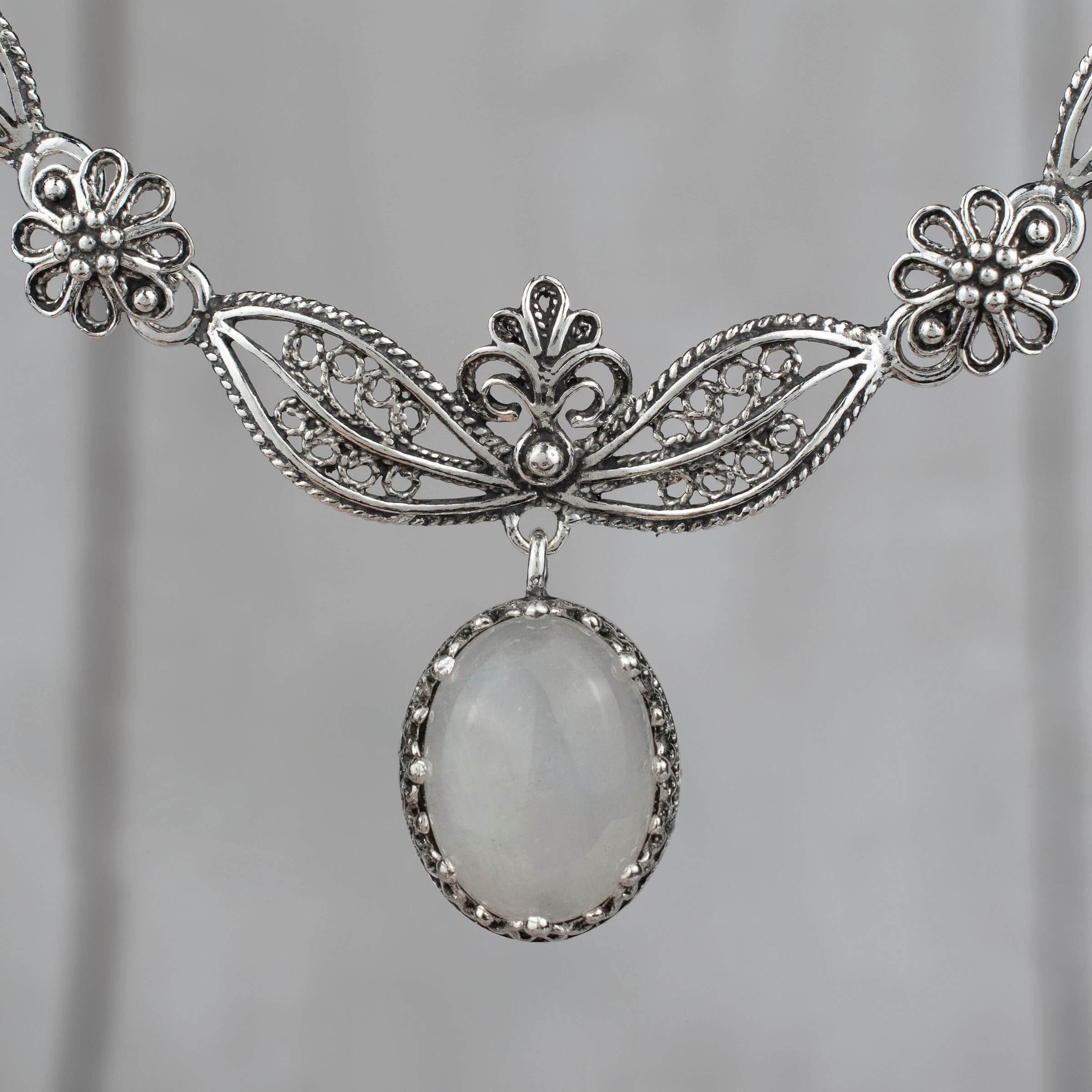 Filigree Art Gray Moonstone Gemstone Women Silver Y Necklace