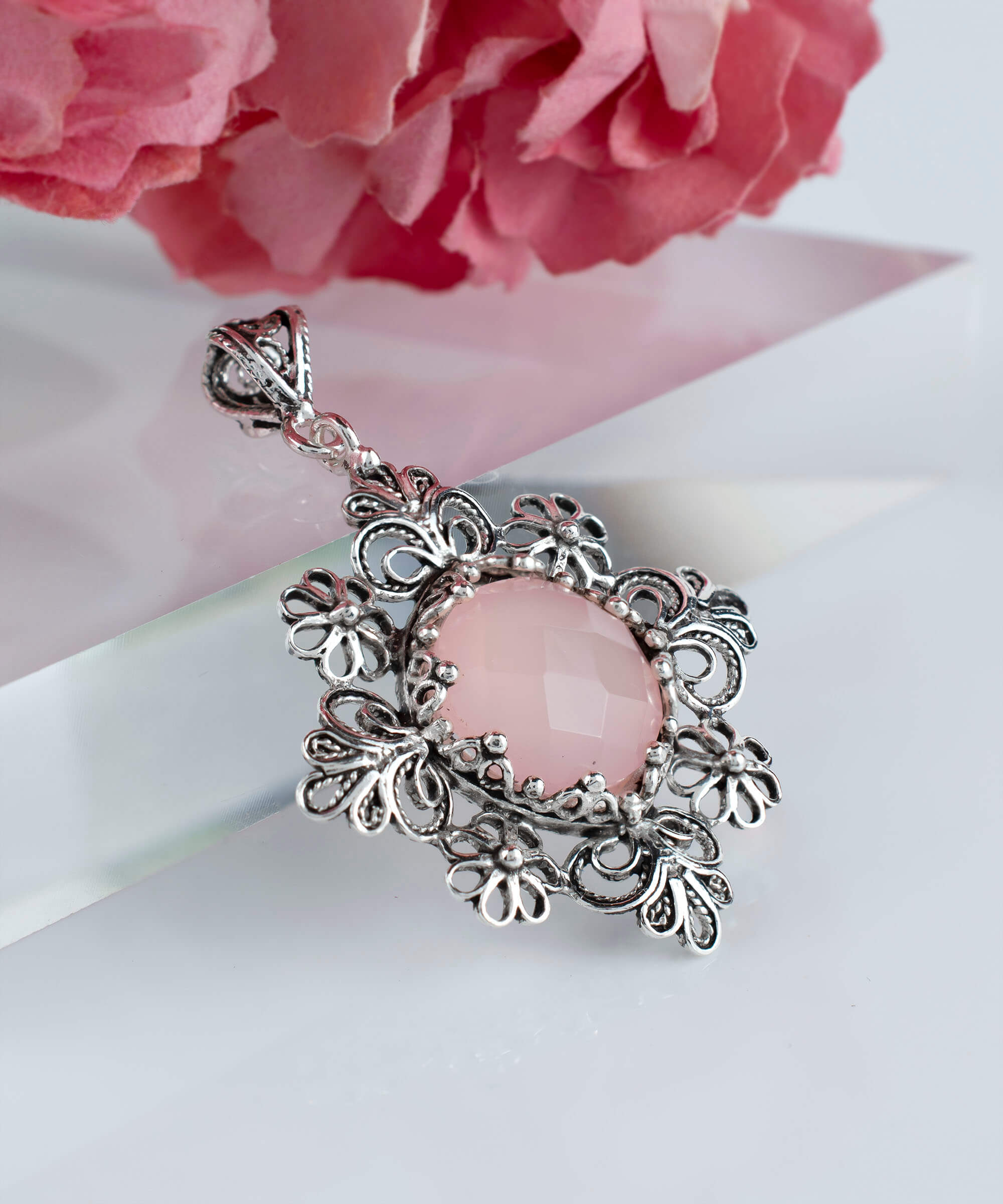 Filigree Art Pink Chalcedony Gemstone Daisy Design Women Silver