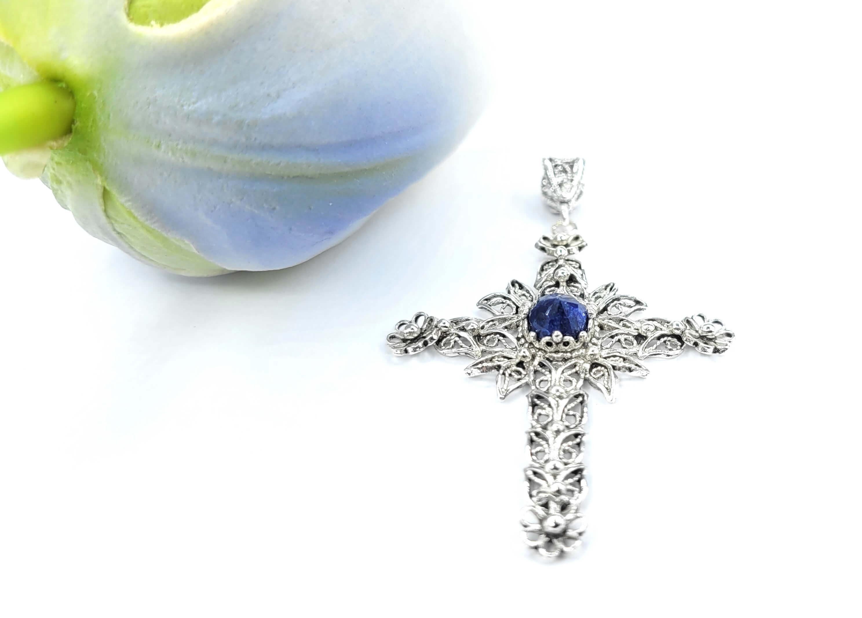 Filigree Art Sapphire Gemstone Women Silver Cross Pendant Necklace