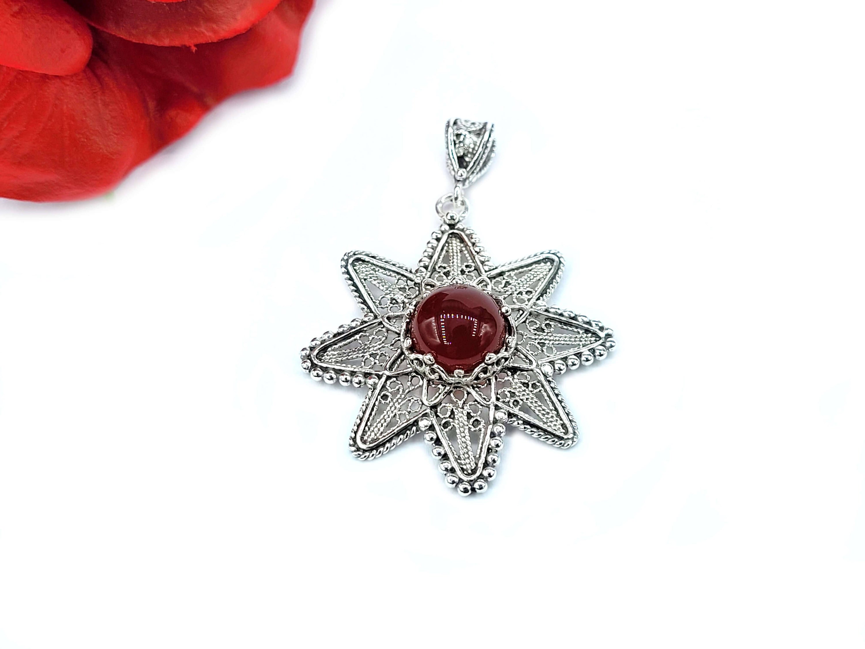 Filigree Art Carnelian Gemstone Sunflower Design Women Silver Pendant