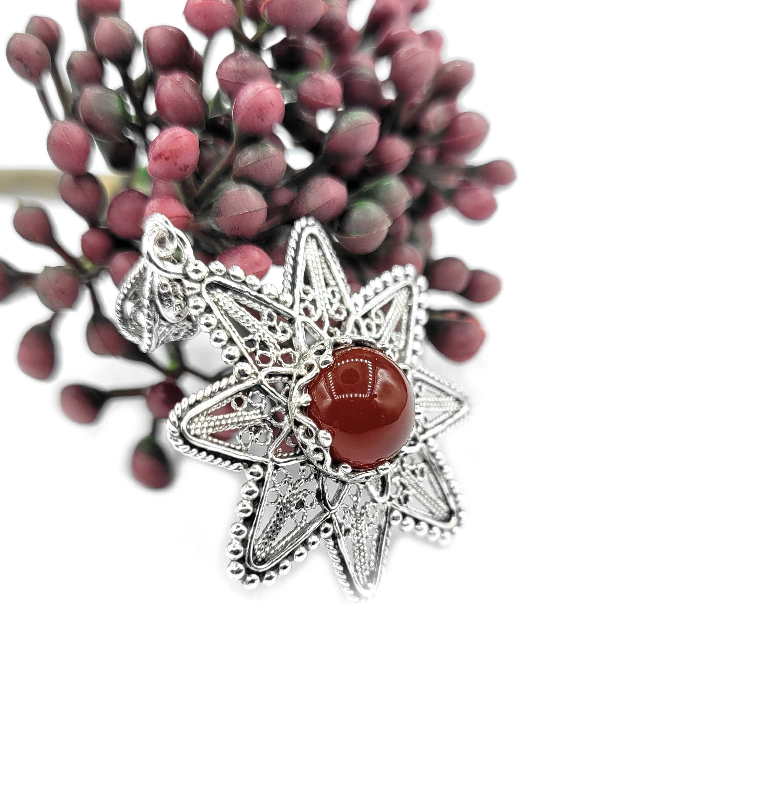 Filigree Art Carnelian Gemstone Sunflower Design Women Silver Pendant