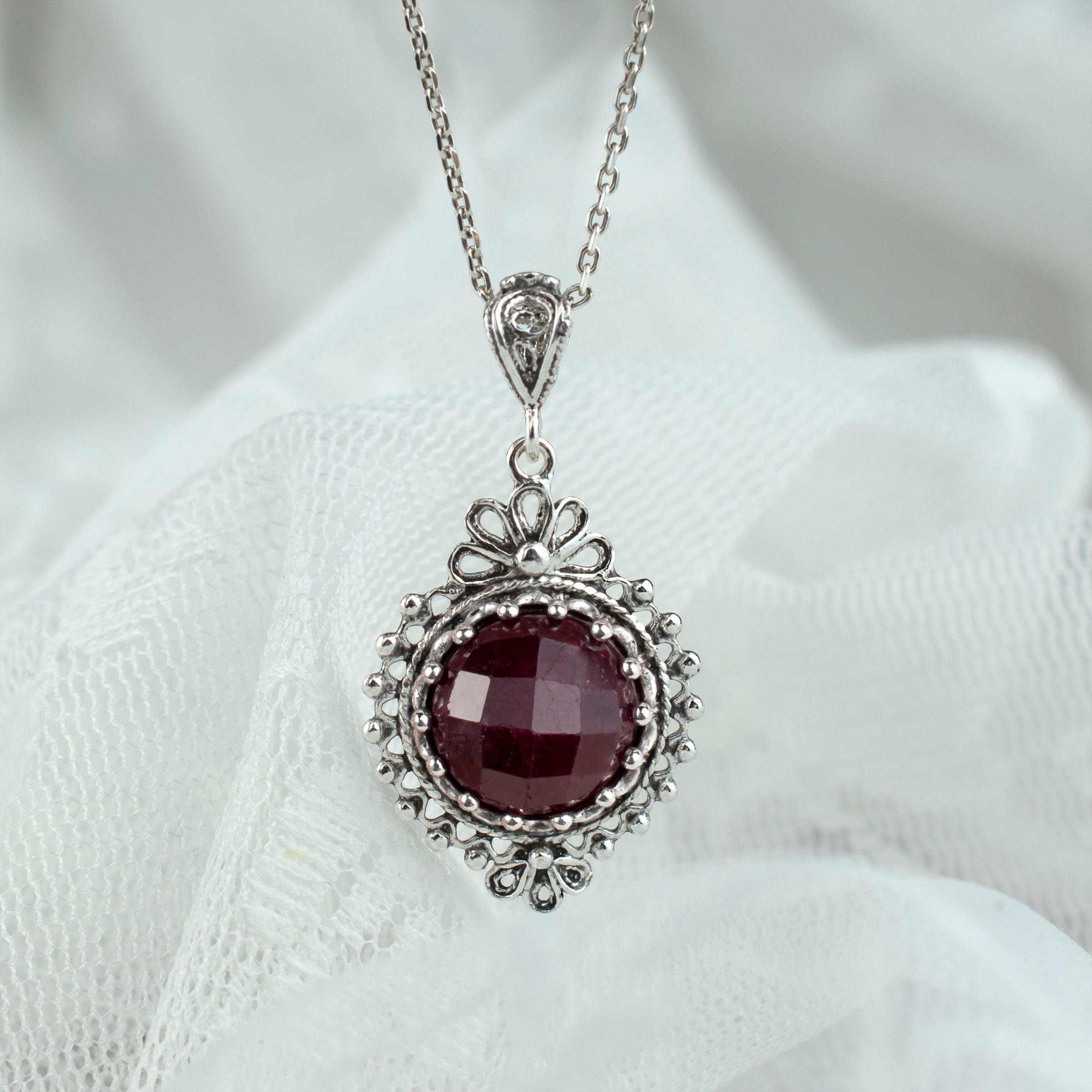 Filigree Art Ruby Corundum Gemstone Women Silver Boho Pendant Necklace