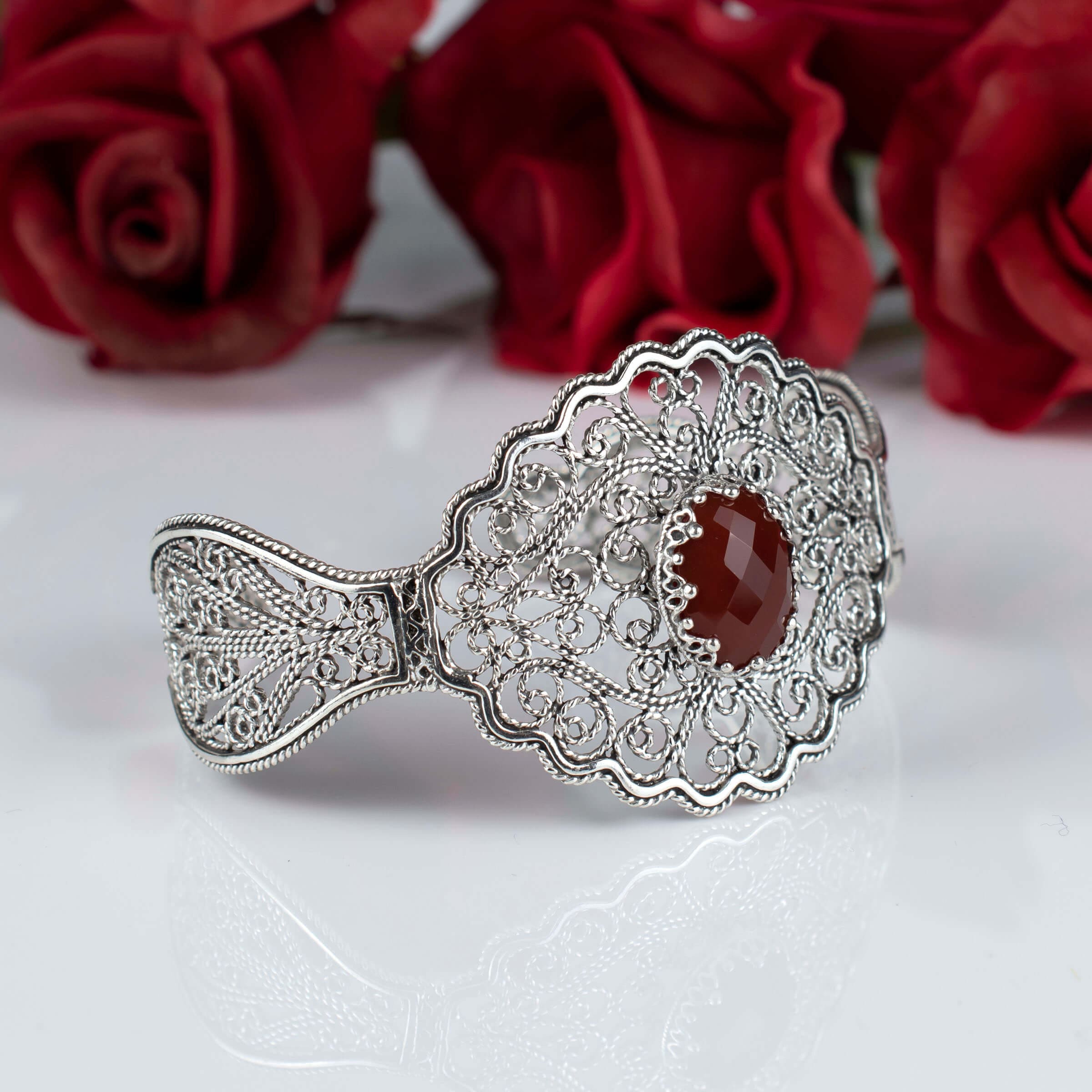 Filigree Art Carnelian Gemstone Lace Detailed Women Silver Cuff