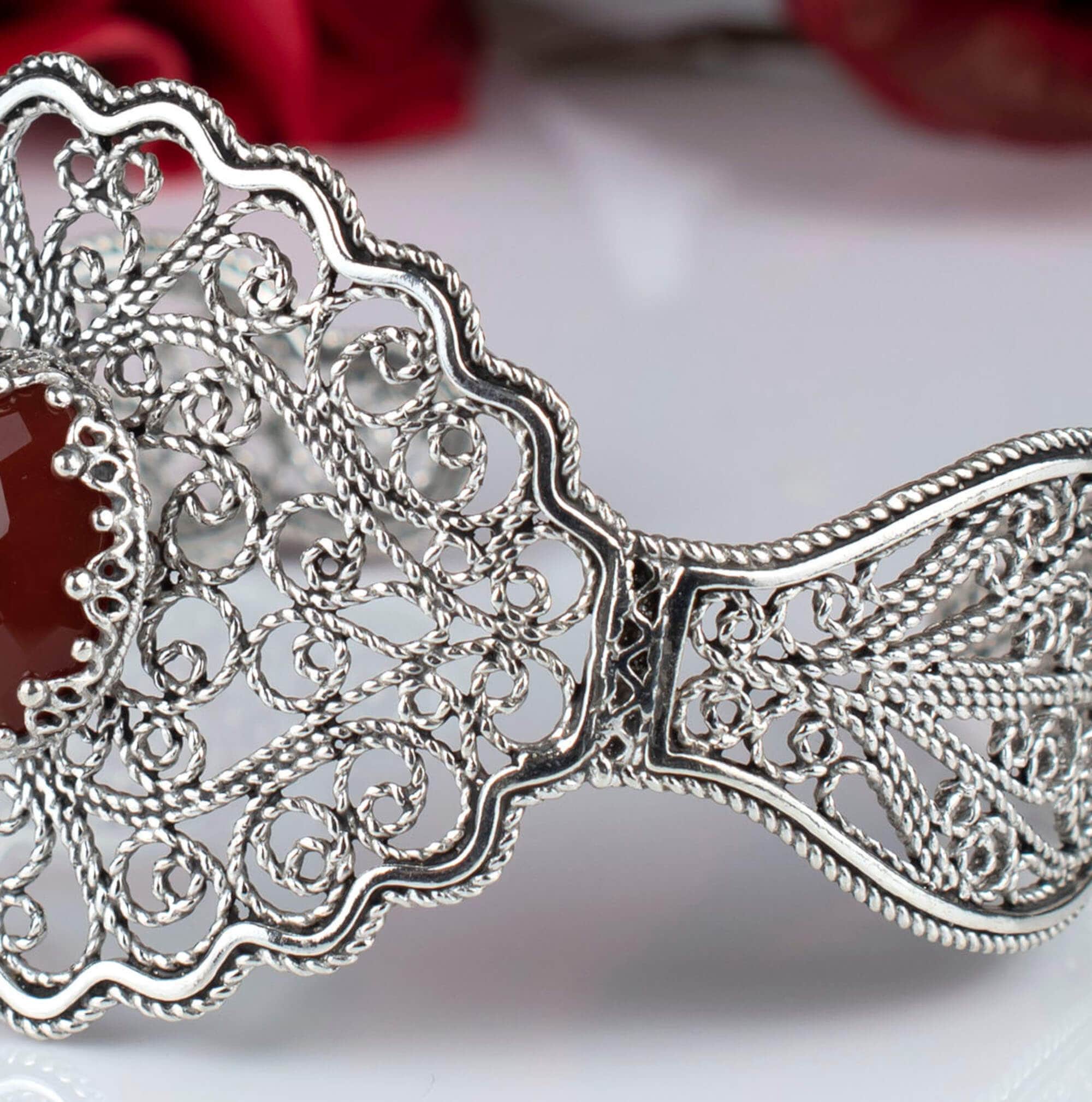 Filigree Art Carnelian Gemstone Lace Detailed Women Silver Cuff