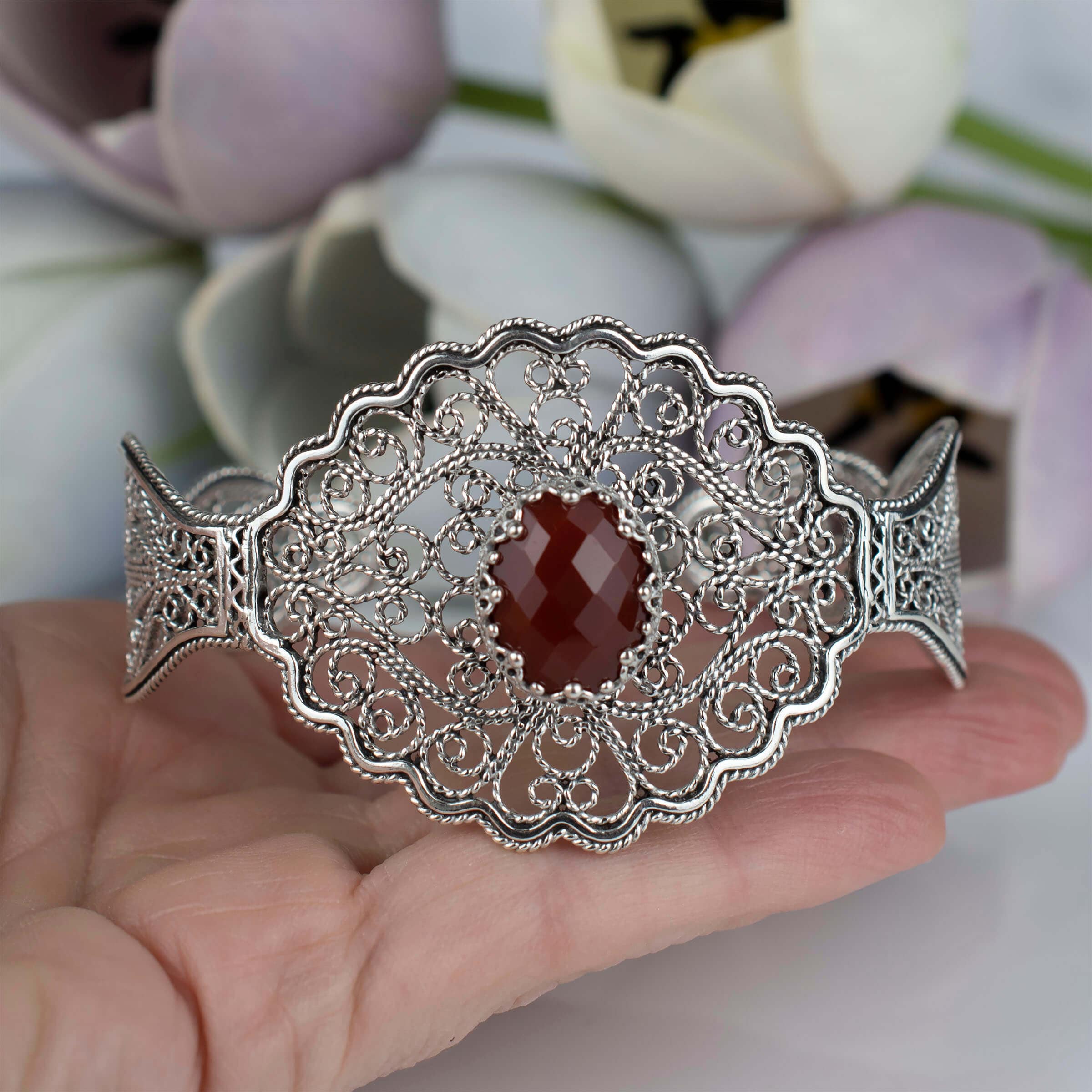 Filigree Art Carnelian Gemstone Lace Detailed Women Silver Cuff