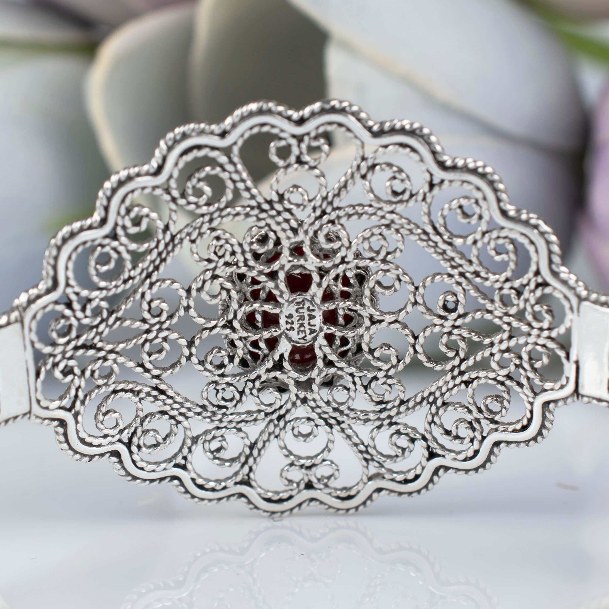 Filigree Art Carnelian Gemstone Lace Detailed Women Silver Cuff