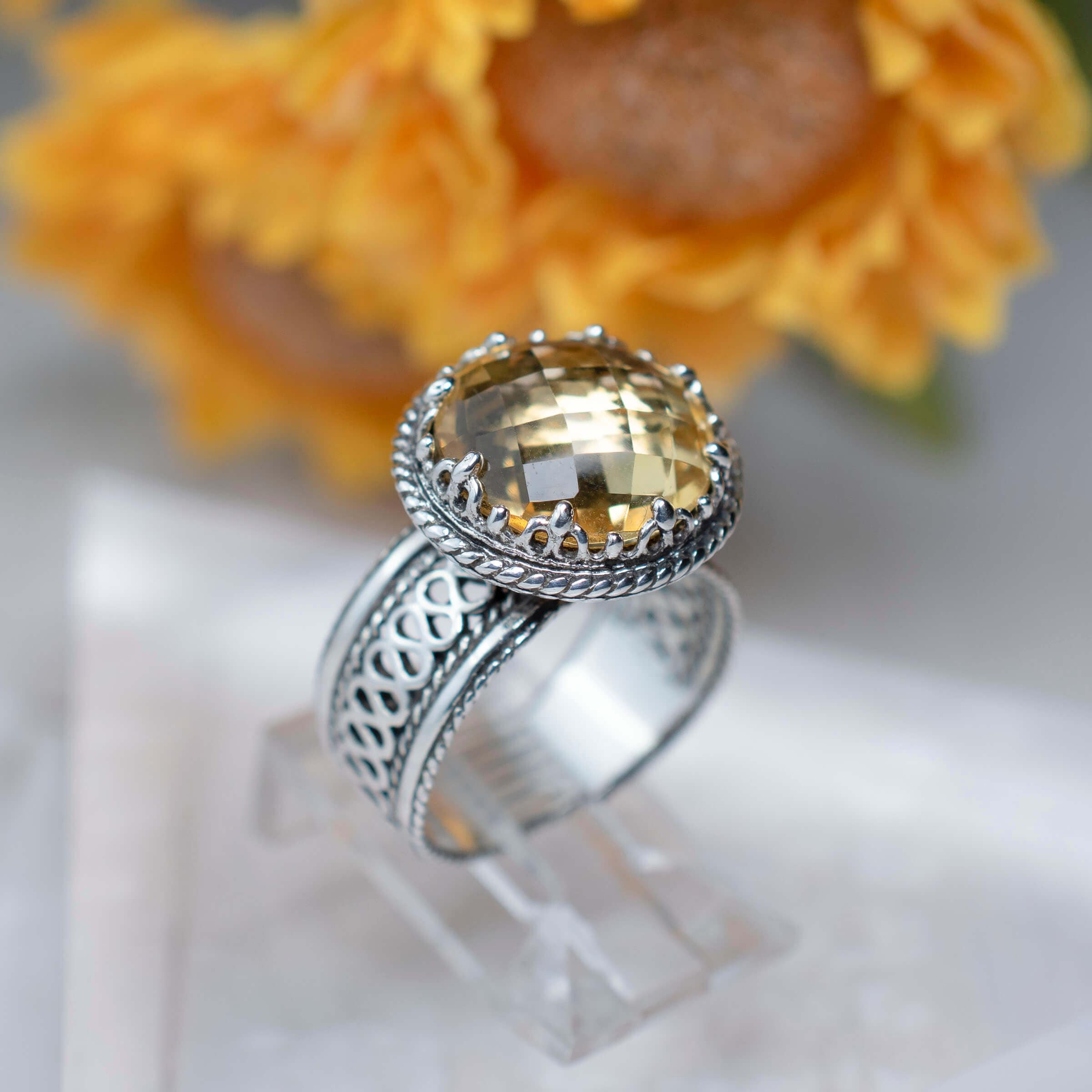 Filigree Art Citrine Gemstone Women Silver Cocktail Ring