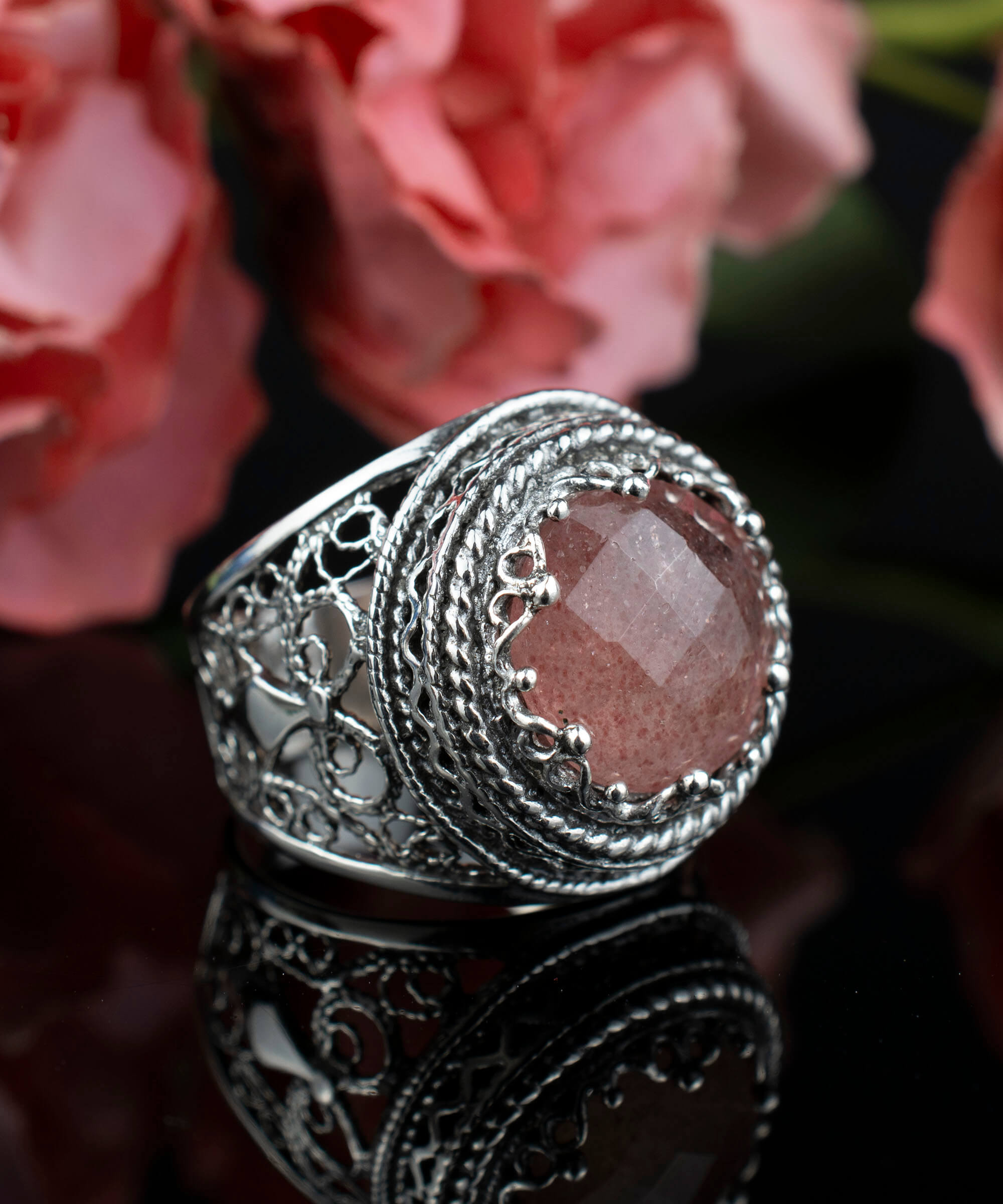 Filigree Art Cherry Quartz Gemstone Women Silver Bold Ring