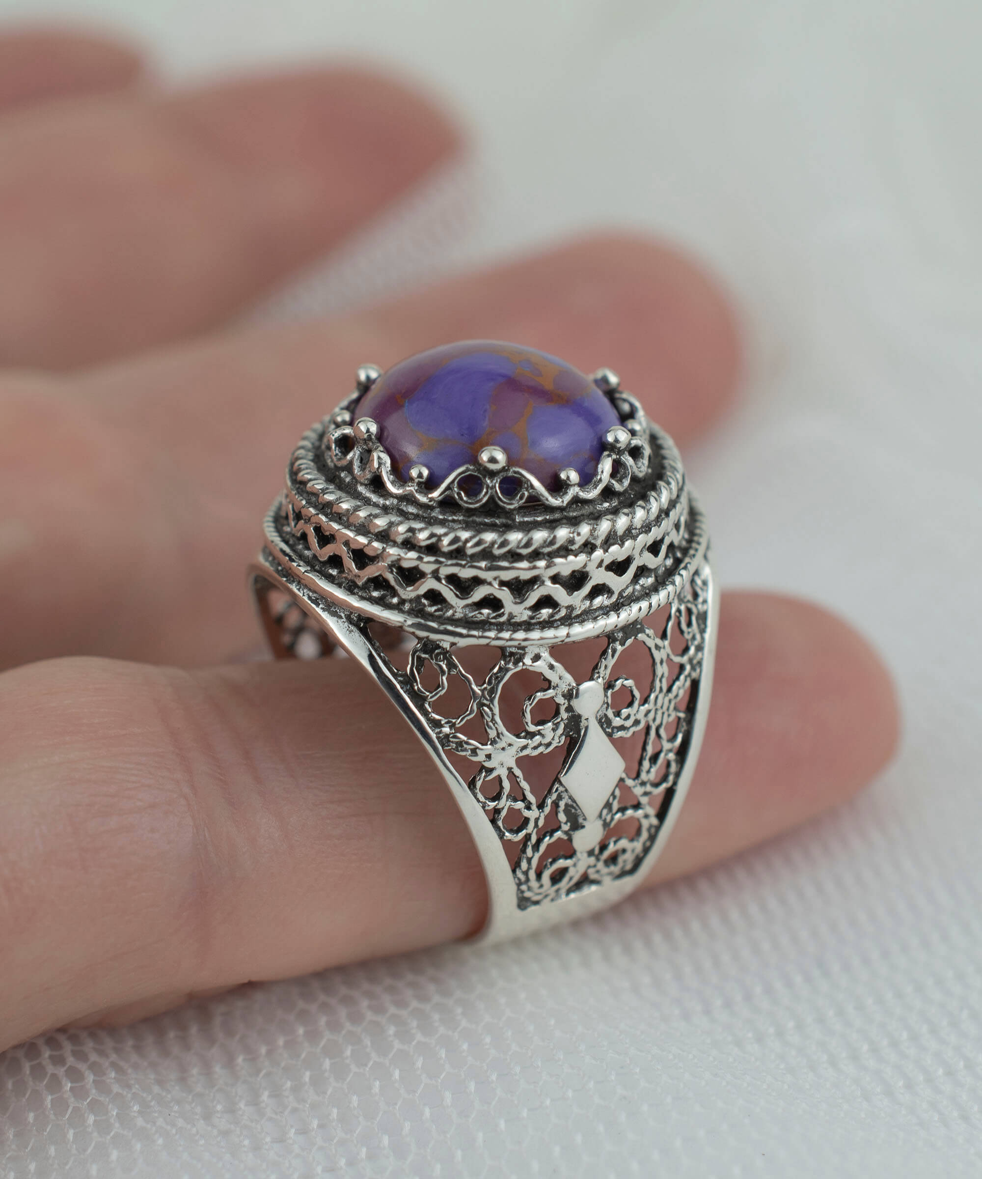 Filigree Art Mojave Turquoise Gemstone Women Silver Bold Ring