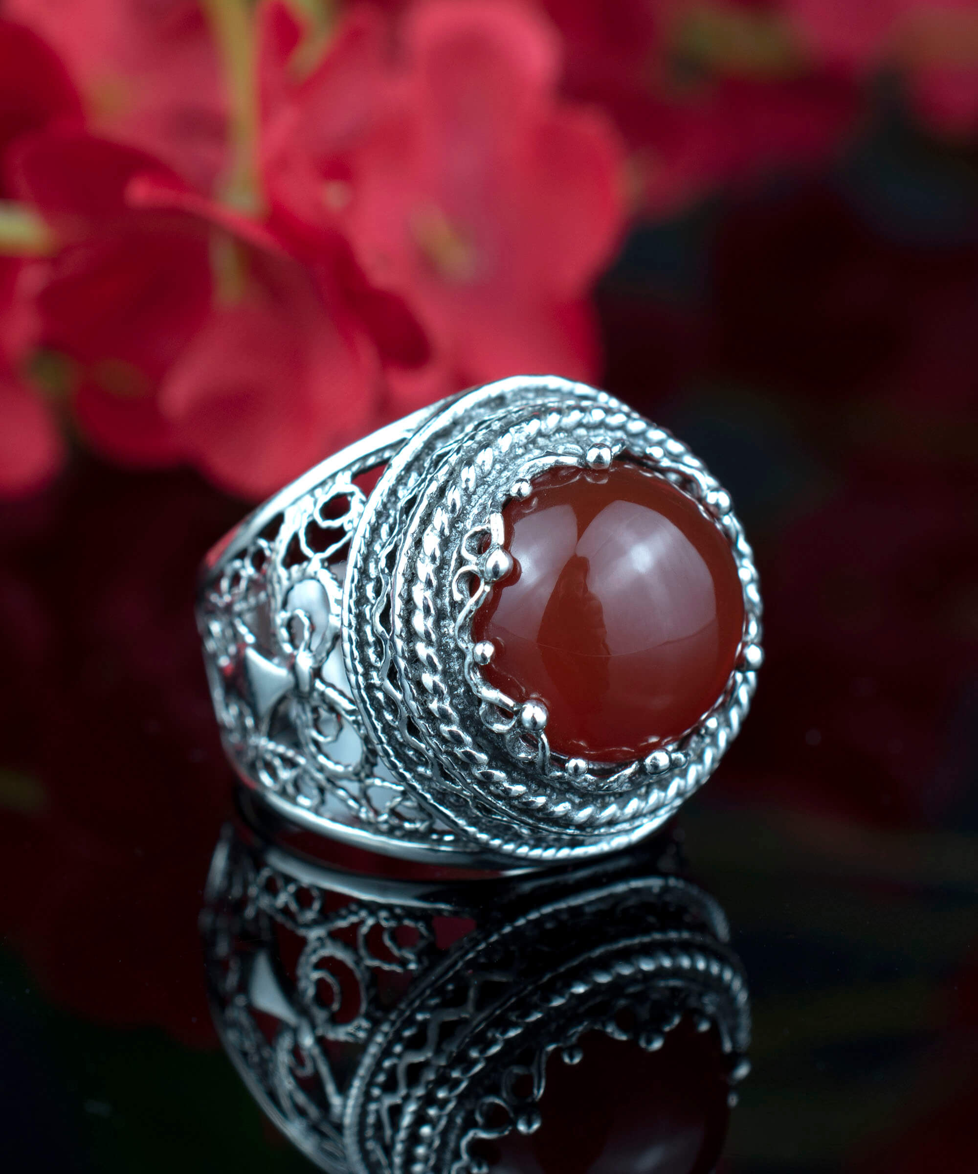 Filigree Art Carnelian Gemstone Women Silver Bold Ring