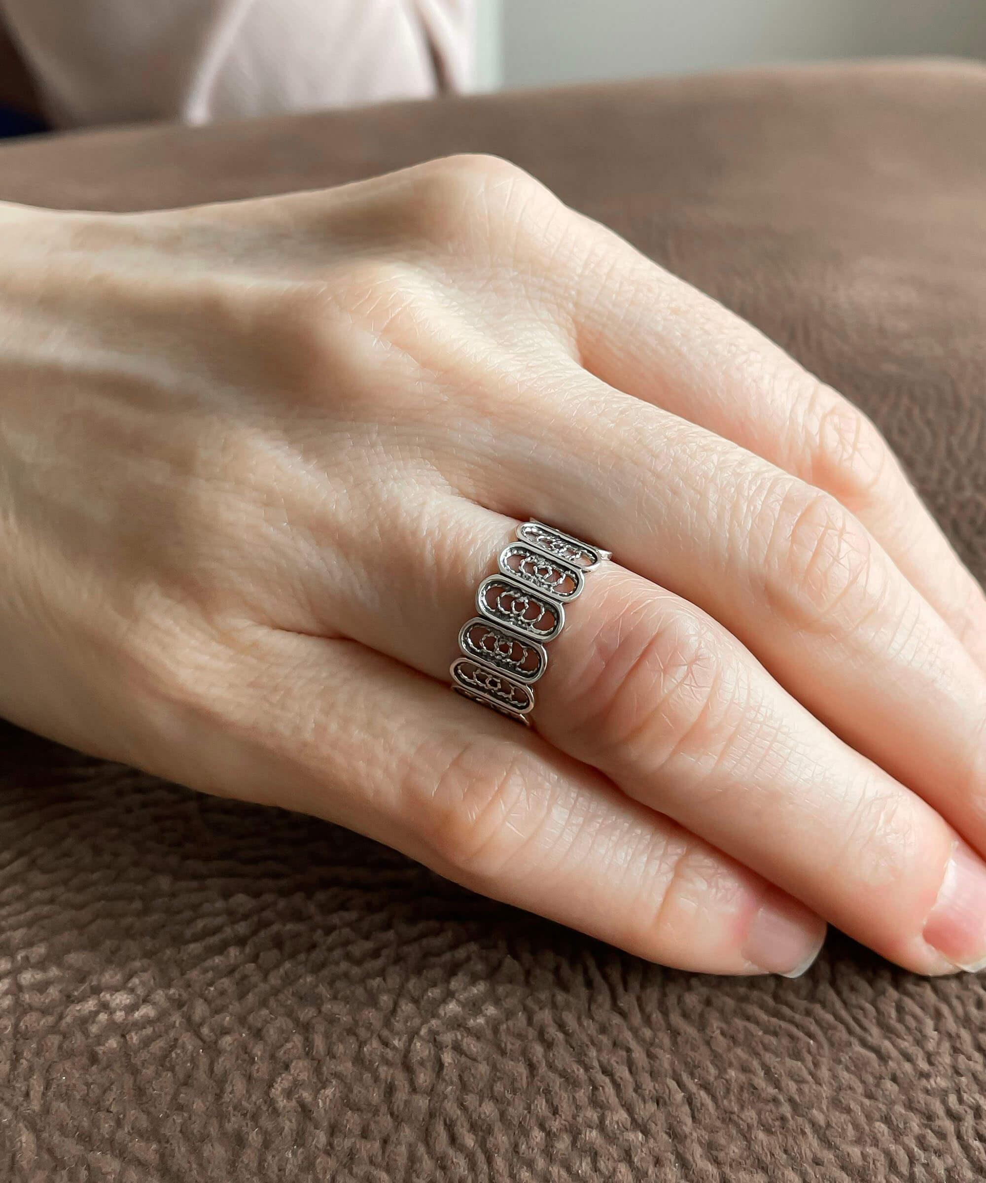 Filigree Art Women Silver Band Ring