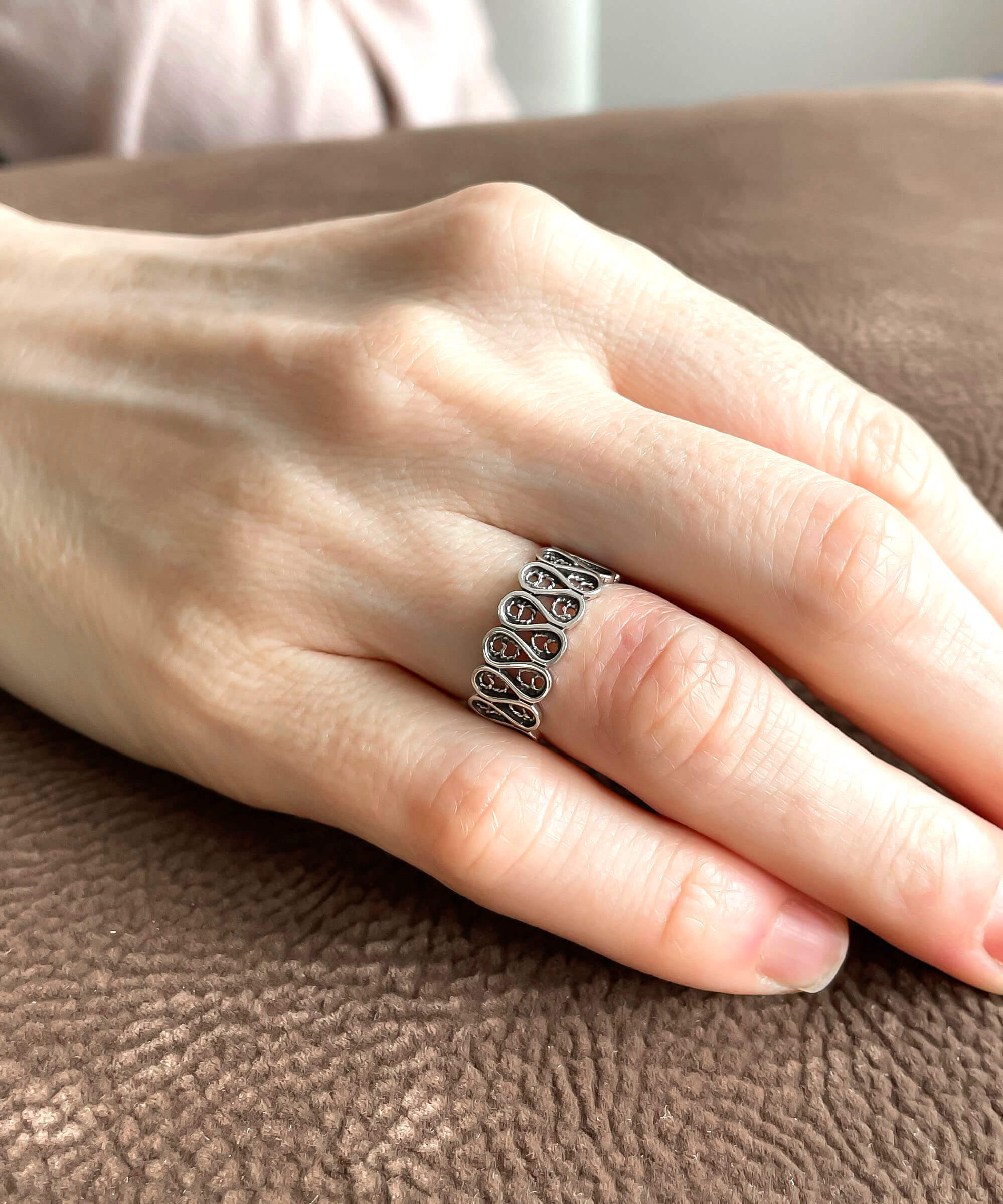 Filigree Art Women Silver Band Ring