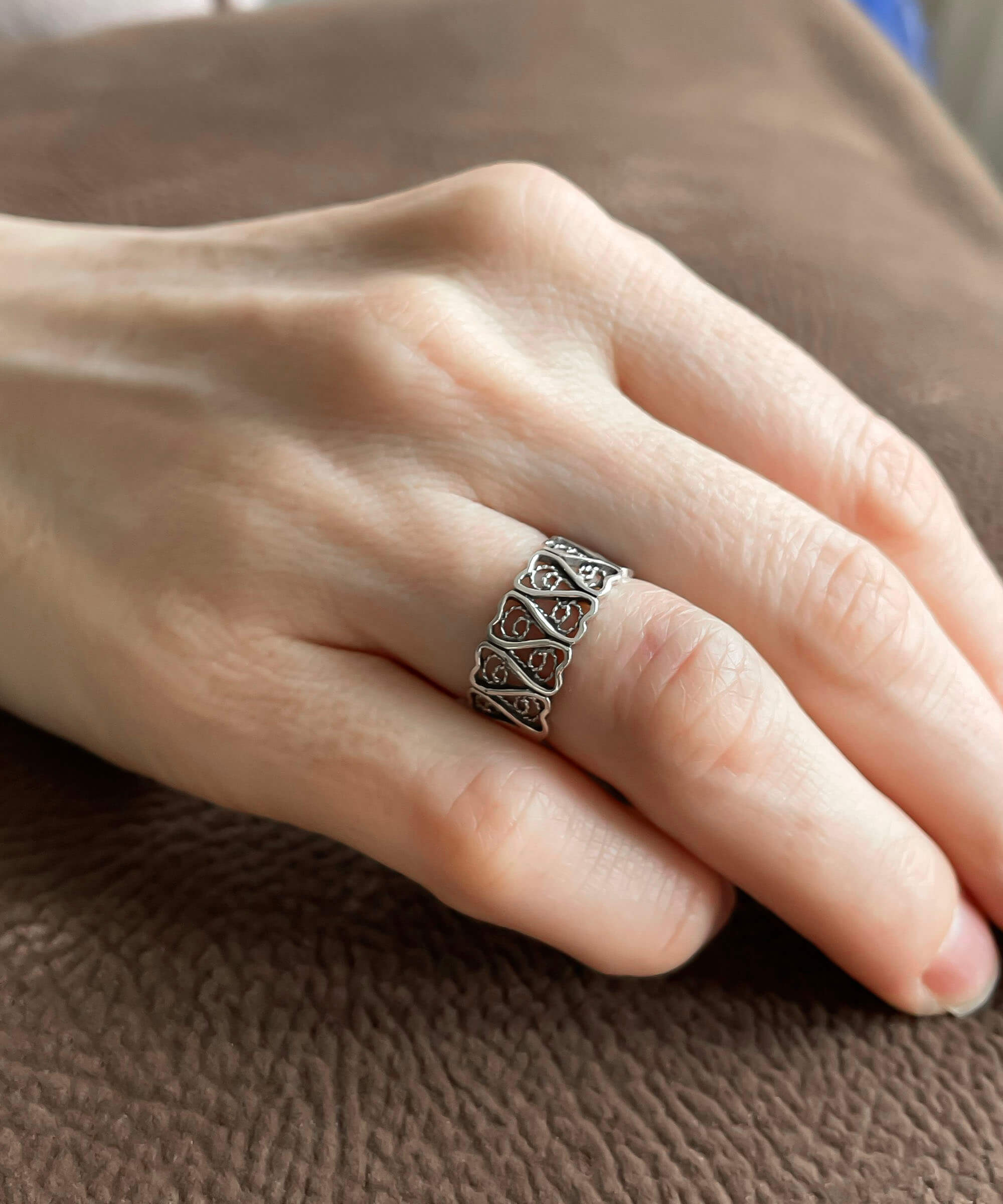 Filigree Art Women Silver Band Ring