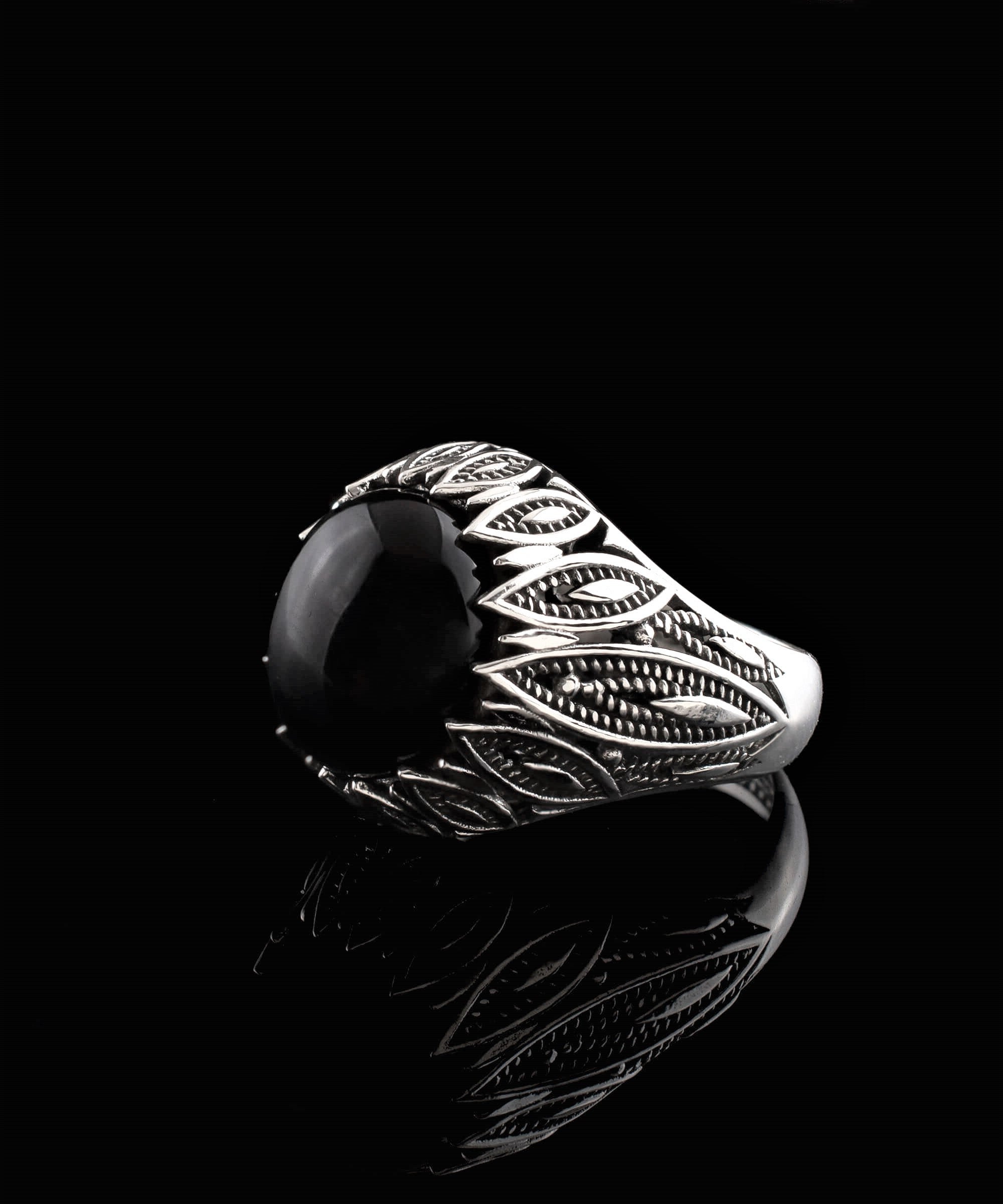 Filigree Art Black Onyx Gemstone Women Silver Statement Ring