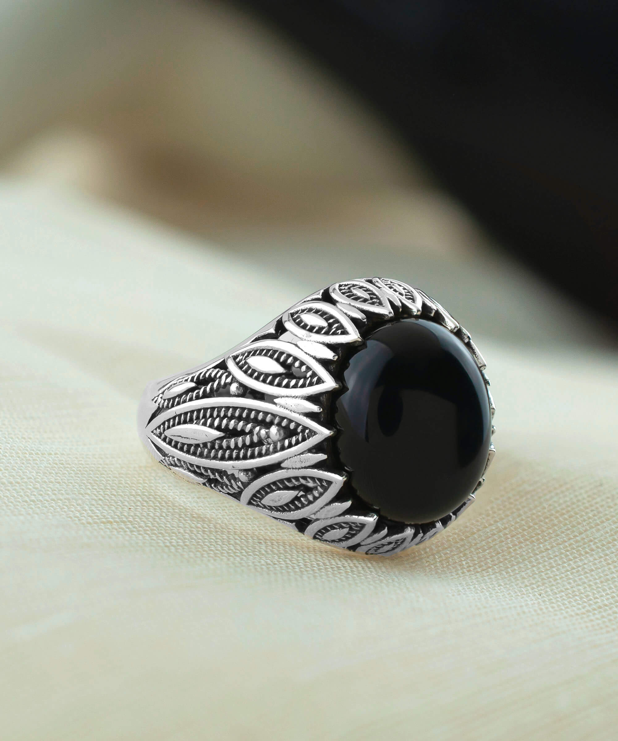 Filigree Art Black Onyx Gemstone Women Silver Statement Ring