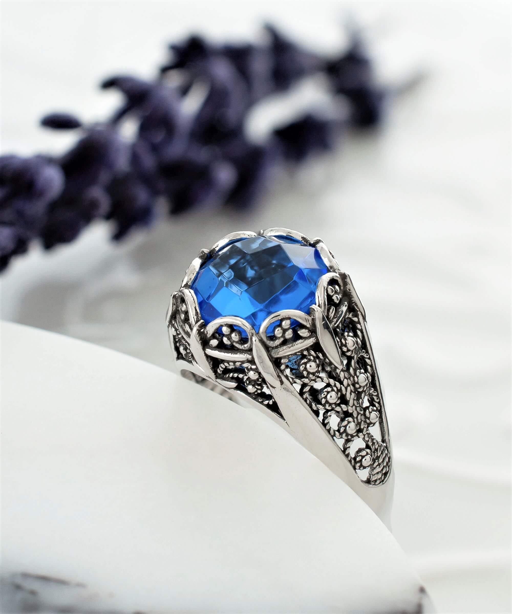 Filigree Art Blue Quartz Gemstone Women Silver Cocktail Ring