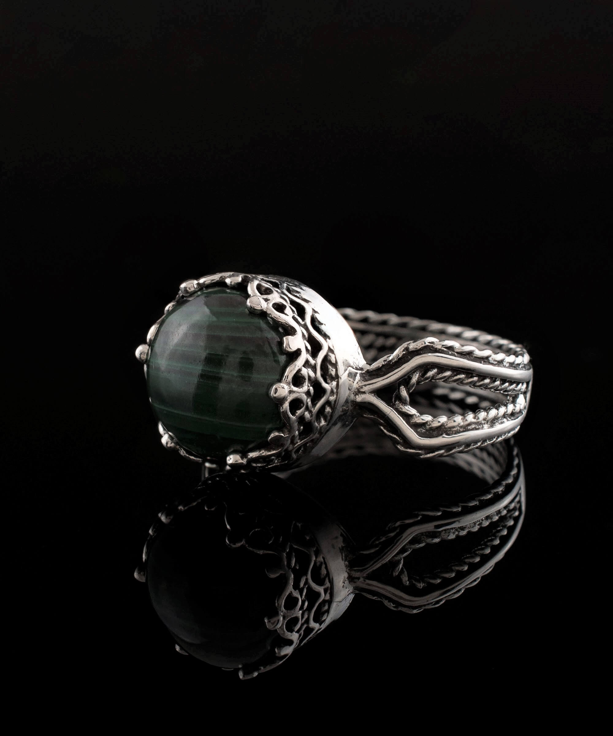 Malachite Gemstone Filigree Art Women Sterling Silver Cocktail Ring