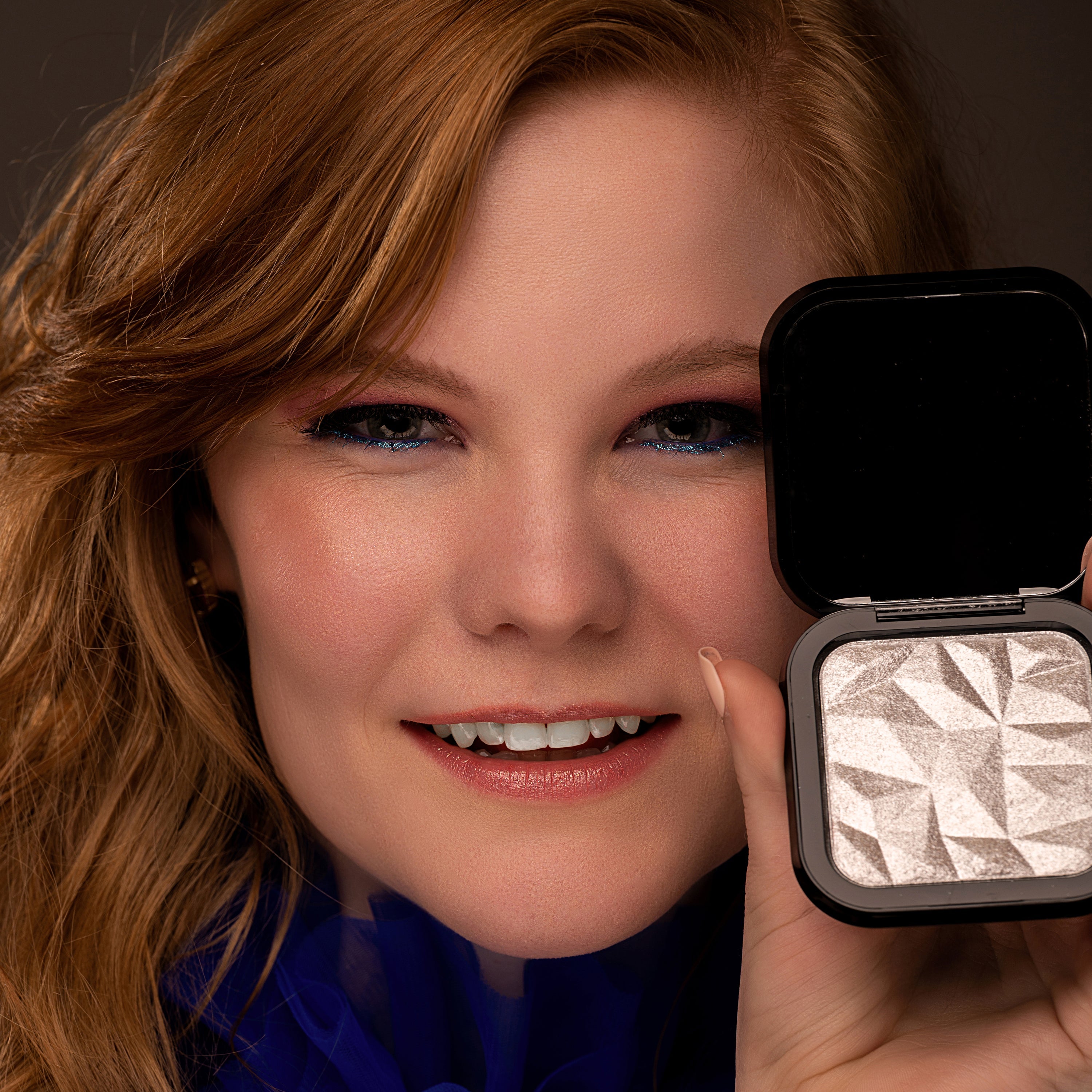 EPILYNX Radiant Eyeshadow, Face and Body Illuminator