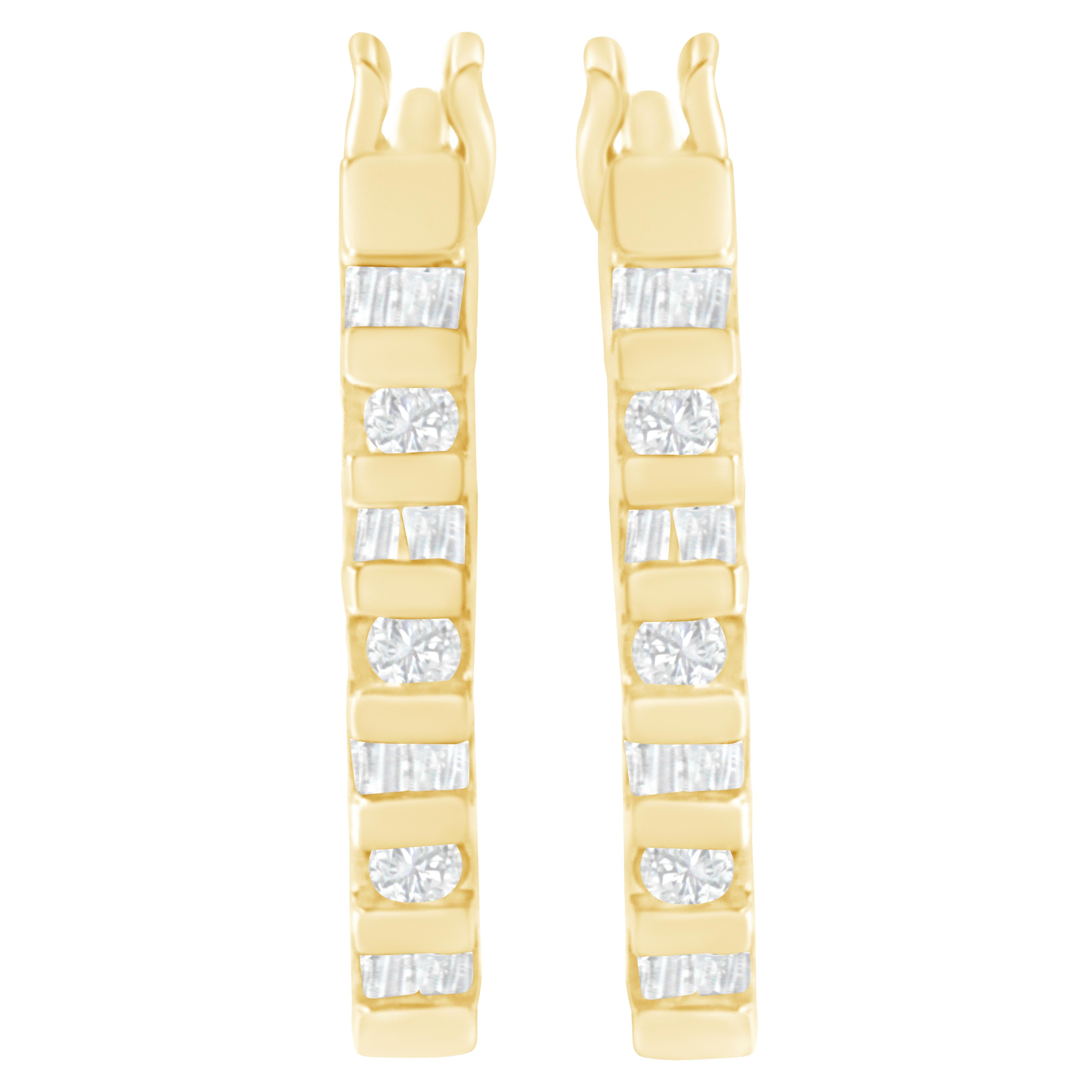 10K Yellow Gold Round and Baguette Cut Diamond Oblong Hinged Leverback Hoop Earrings (Â¼ Cttw, I-J Color, I2-I3 Clarity)